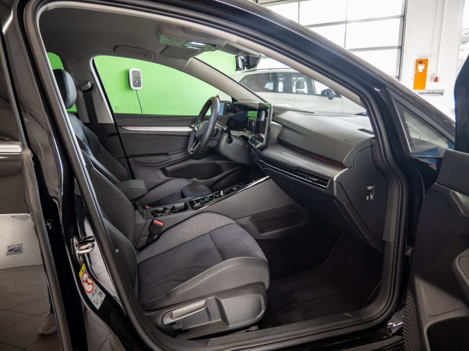 Golf VIII STYLE e-HYBRID DSG+ALU 18+ACC+LED+RÜCKFAHRKAMERA+APP CONNECT+KLIMA