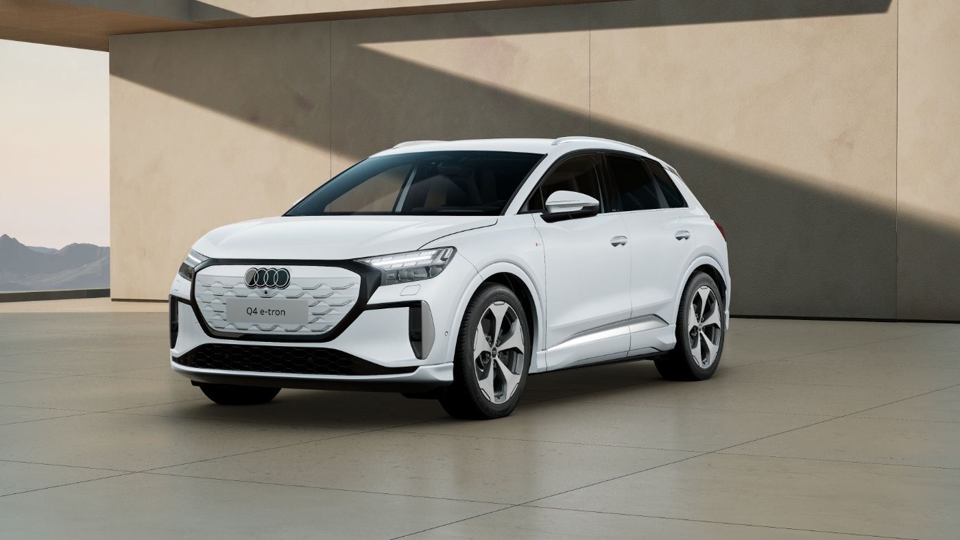 Q4 SUV e-tron performance 210 kW 360 4xSHZ ACC