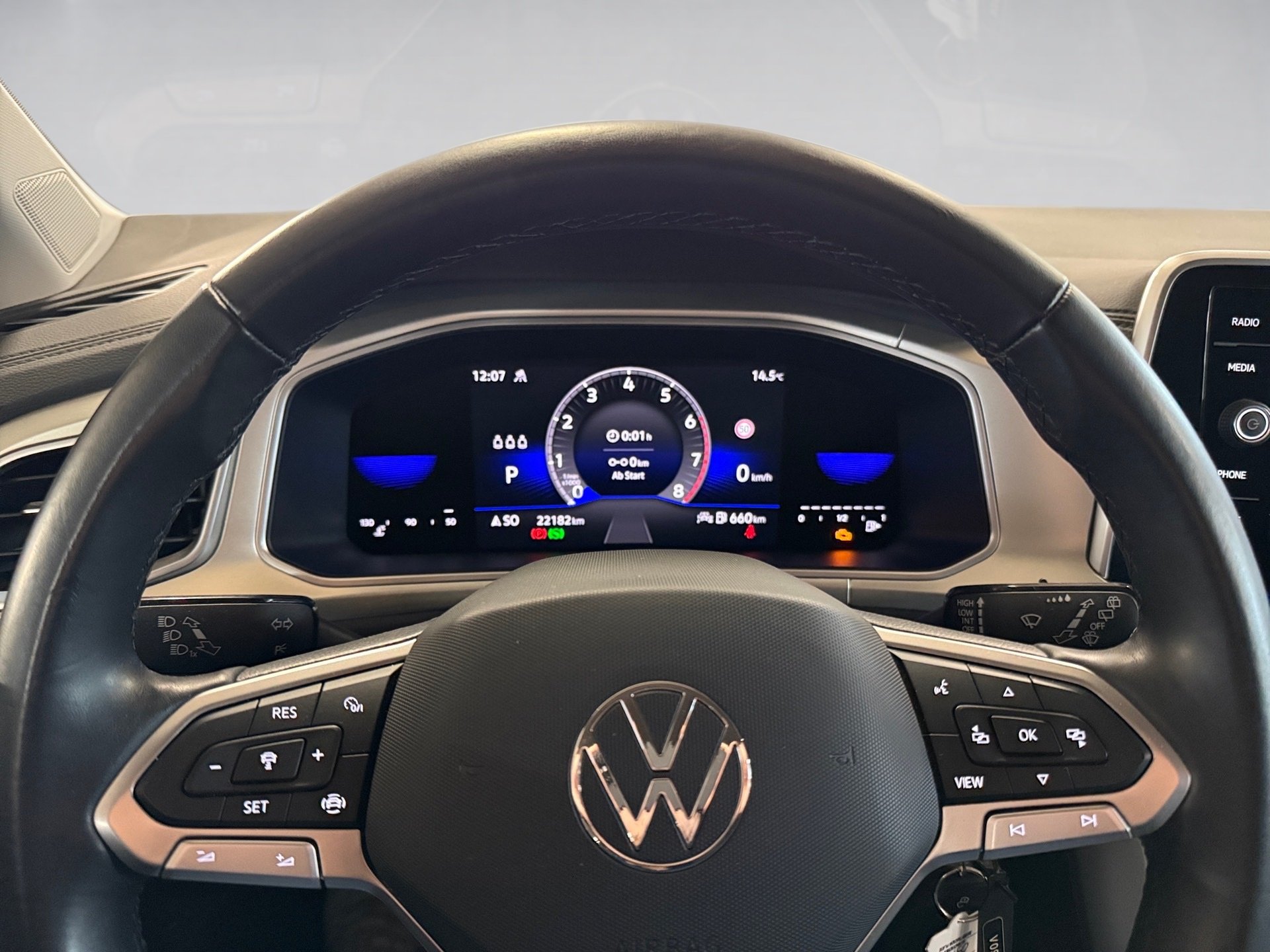 T-Roc 1.5 TSI Move DSG LED Navi ACC RFK 2xKlima