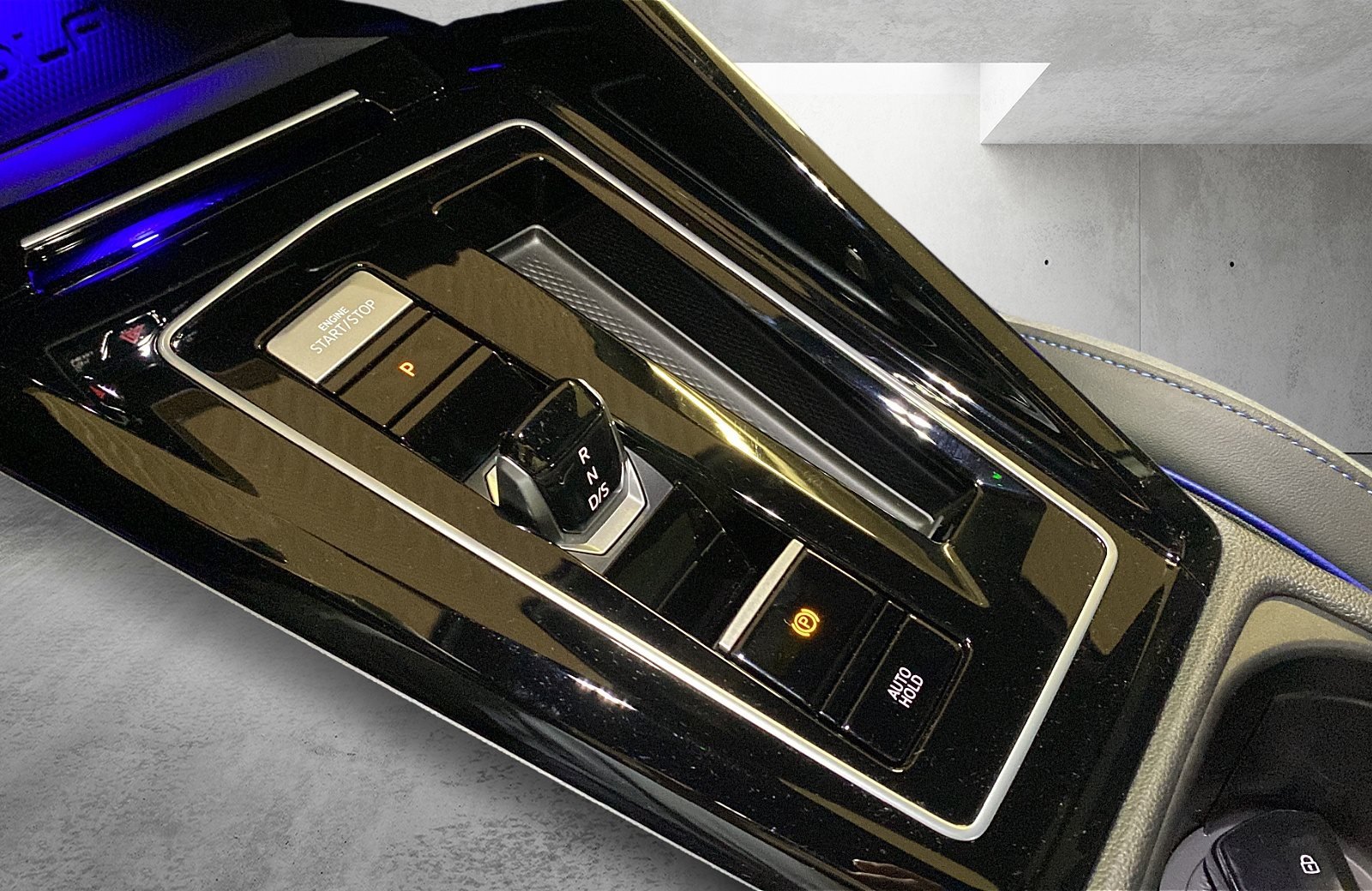 Golf VIII Variant R 2.0 TSI 4MOTION ACC AHK AUT