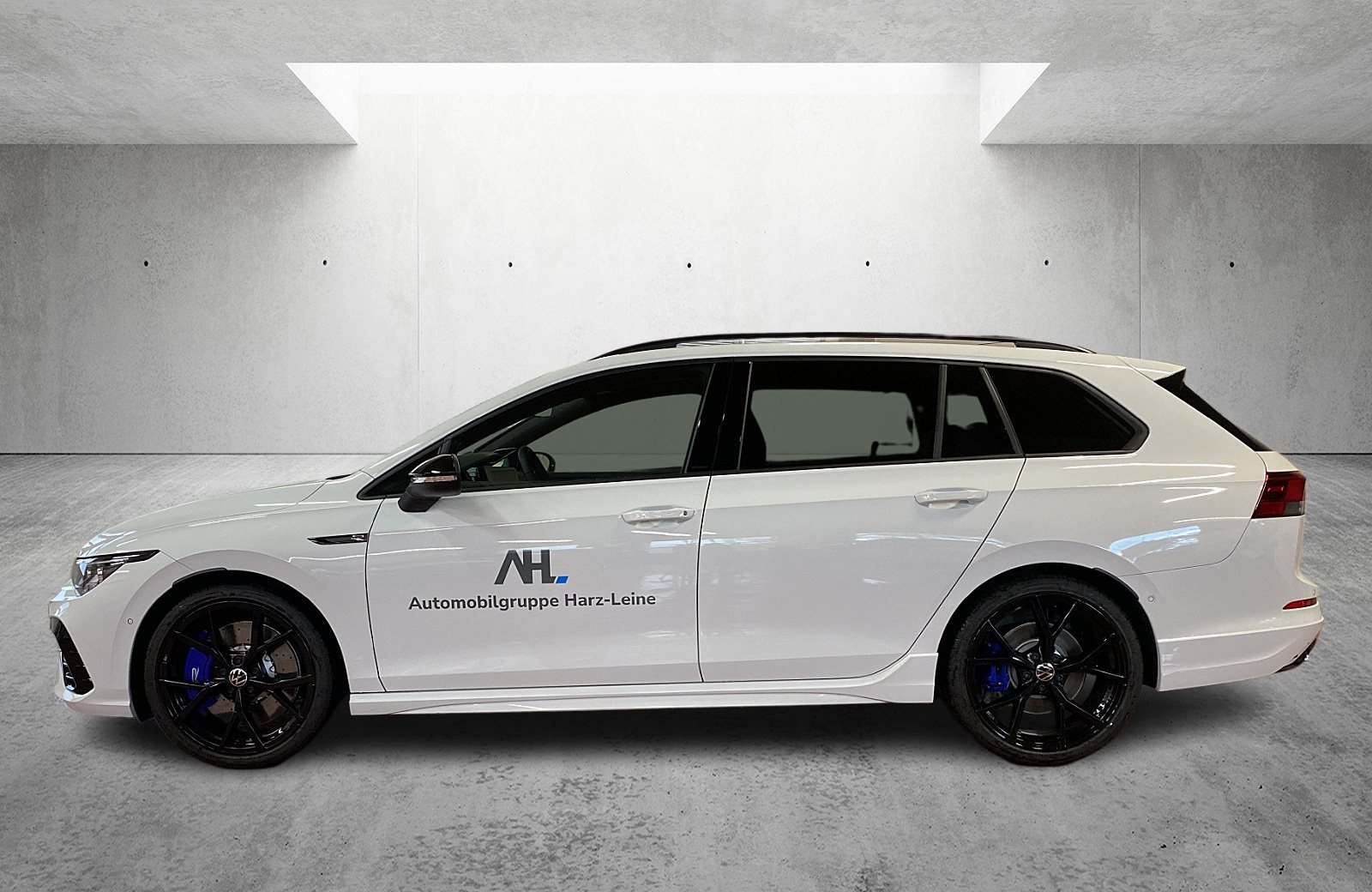 Golf VIII Variant R 2.0 TSI 4MOTION ACC AHK AUT