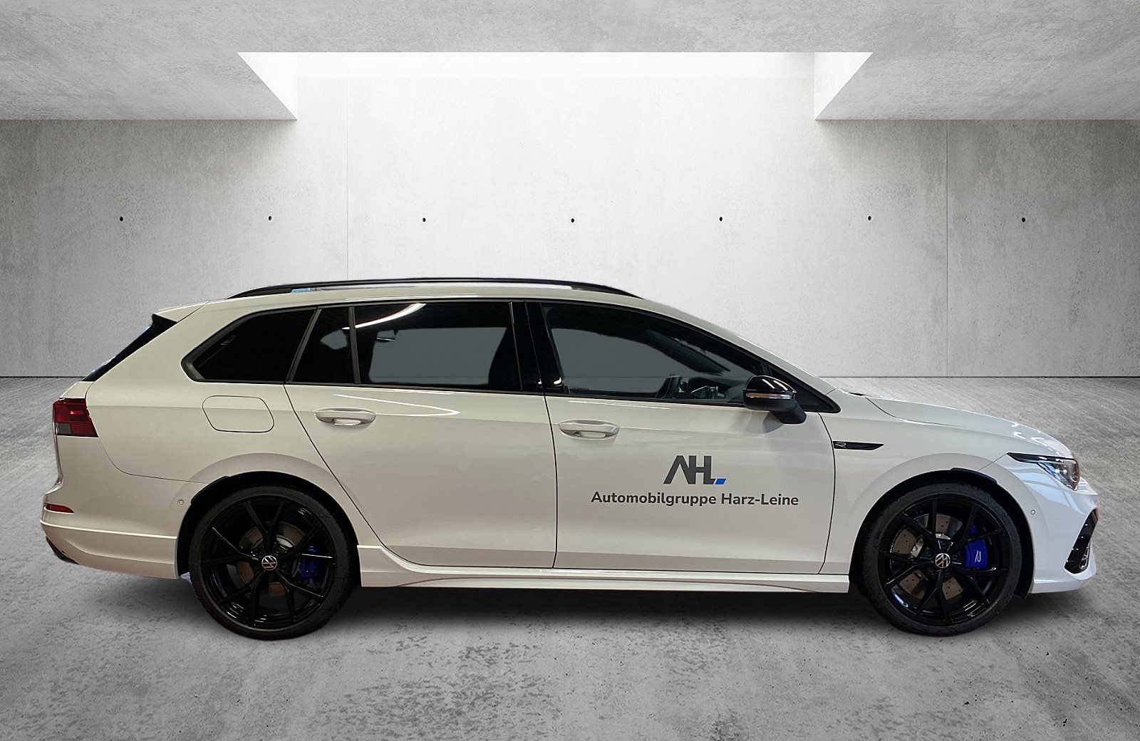 Golf VIII Variant R 2.0 TSI 4MOTION ACC AHK AUT