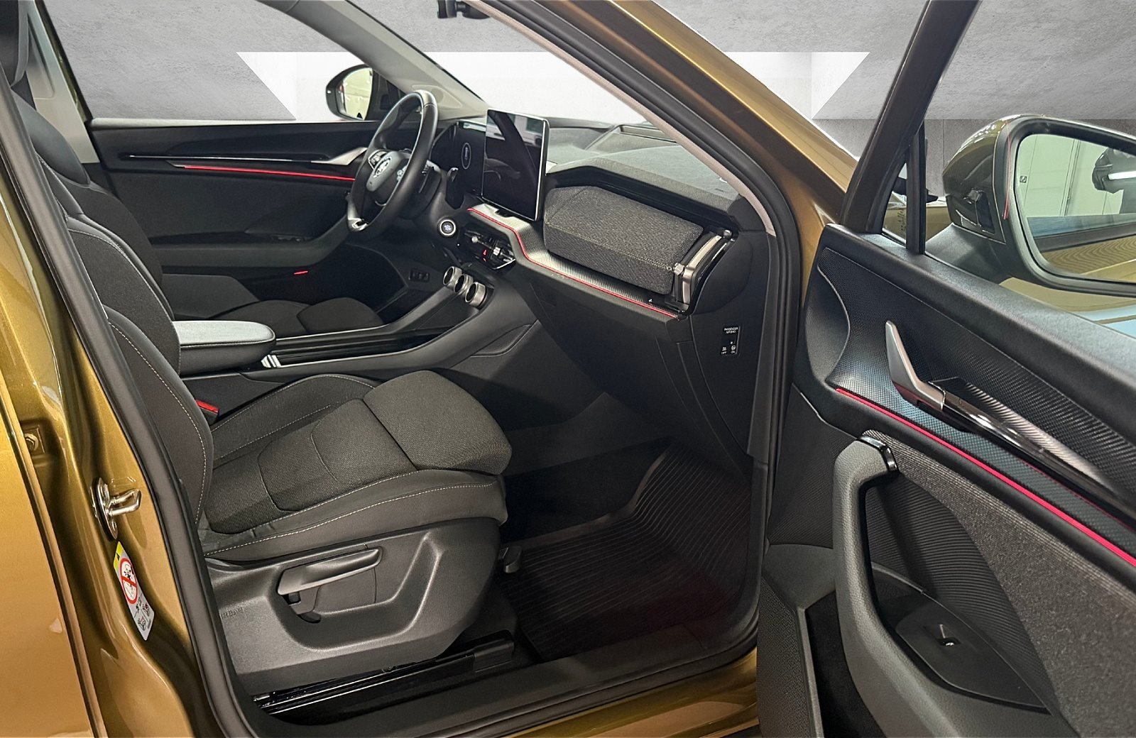 Kodiaq 1.5 TSI mHEV Selection DSG Matrix Navi ACC AHK HuD