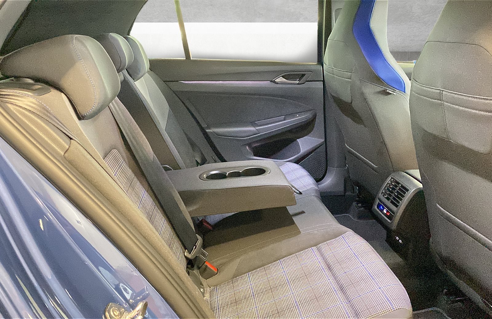 Golf VIII GTE 1.5 eHybrid 360 ACC AUT HUD Kam.