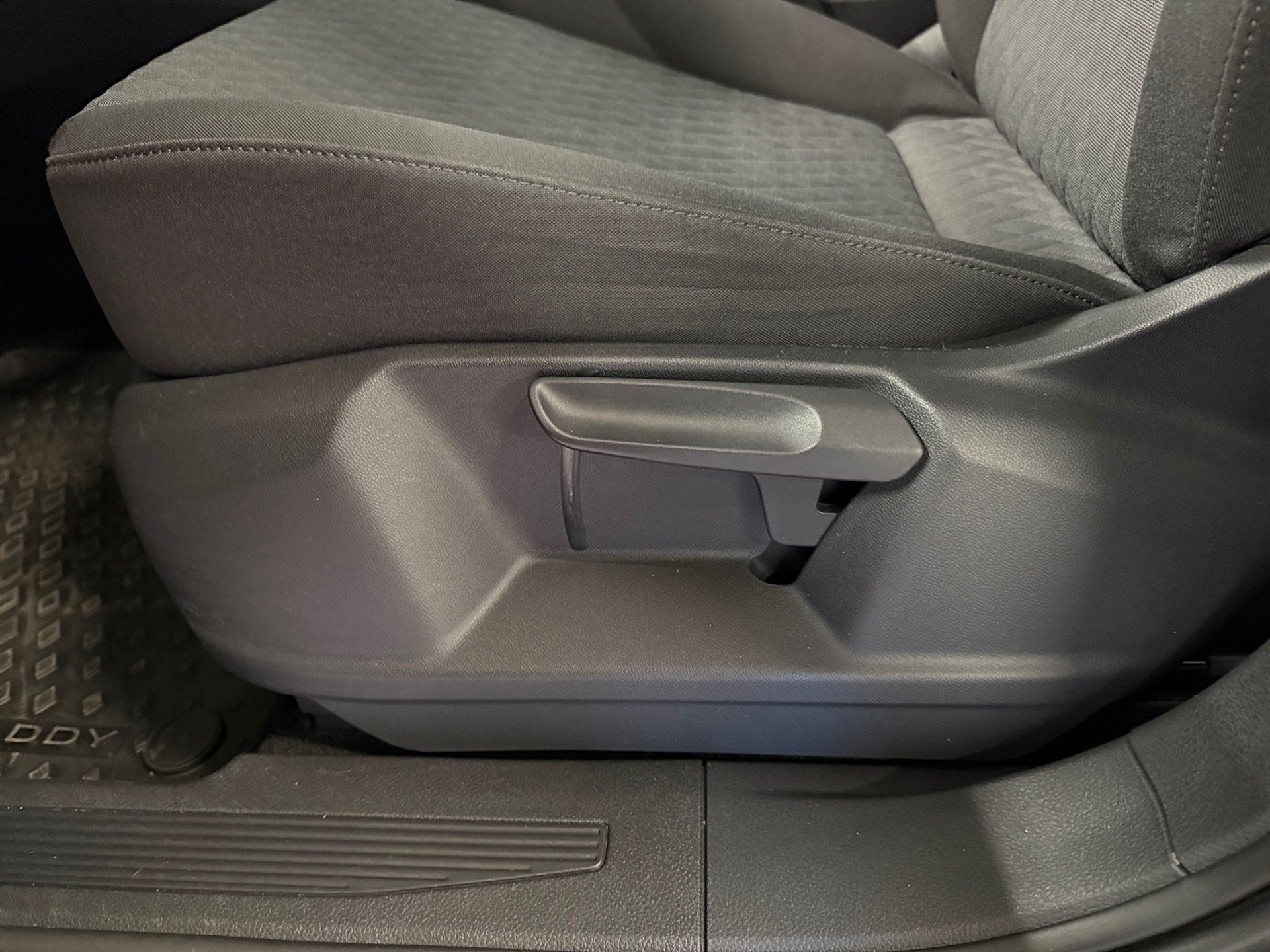 Caddy Life 1.5 TSI Klima PDC RFK 2xKlima Kam. LM