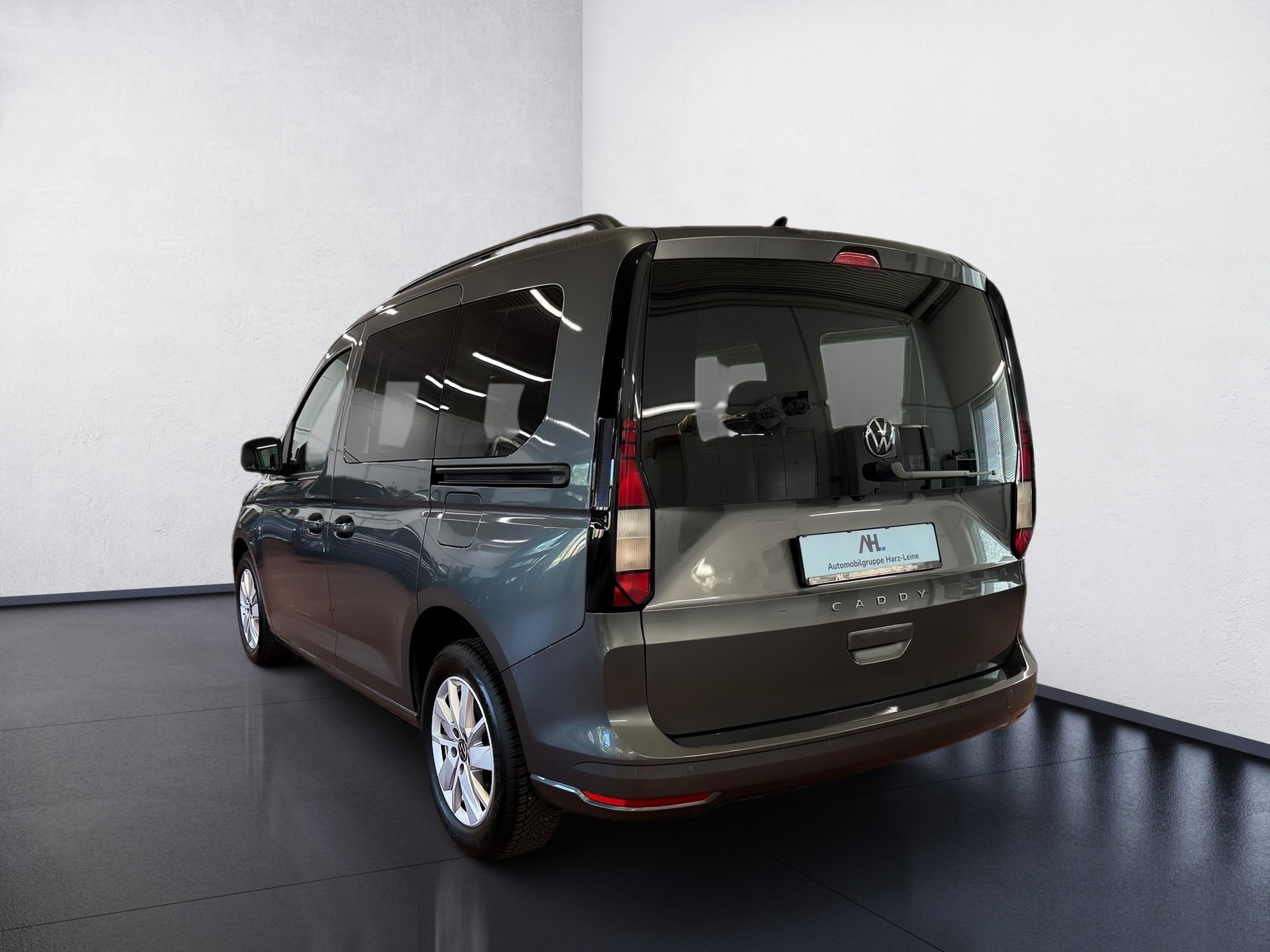 Caddy Life 1.5 TSI Klima PDC RFK 2xKlima Kam. LM