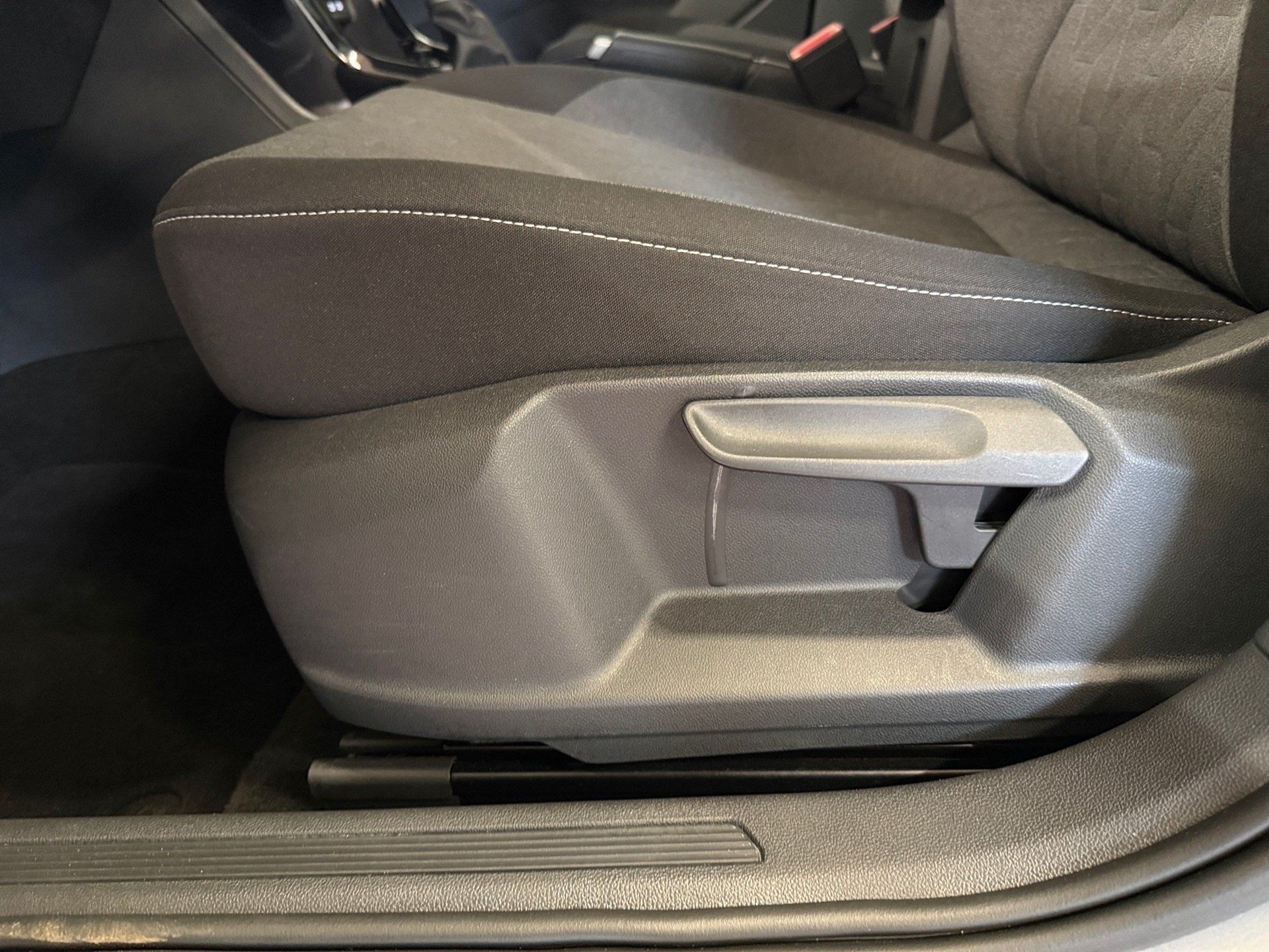 T-Cross 1.0 TSI Life DSG LED Navi ACC AHK RFK LM