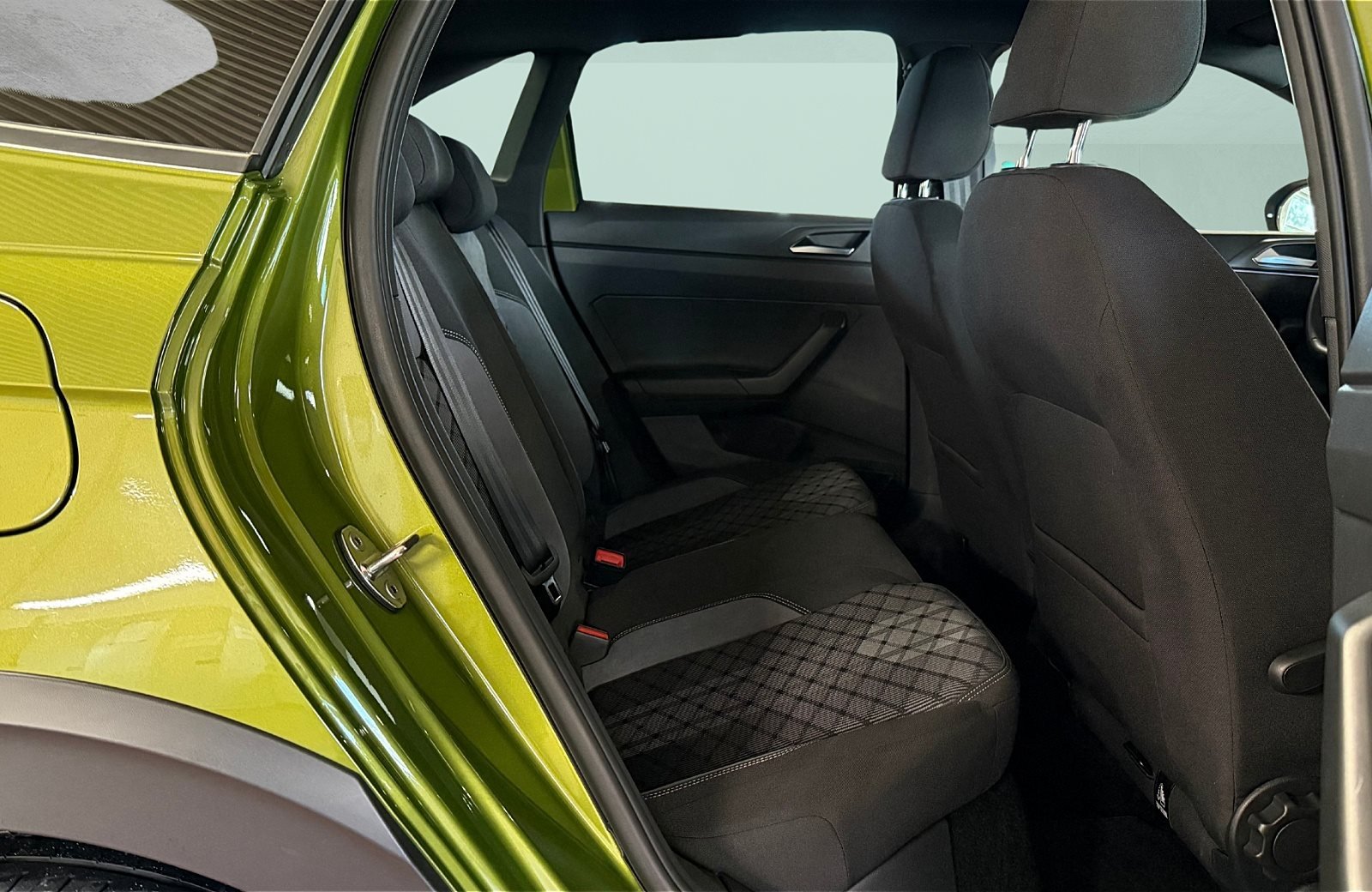 Taigo 1.5 TSI R-Line DSG Matrix Navi ACC Pano AHK