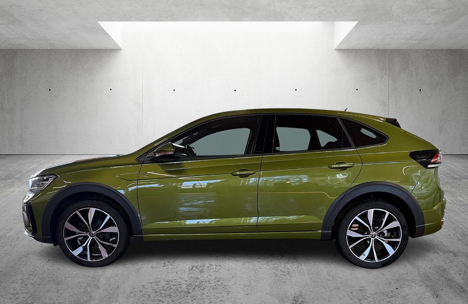 Taigo 1.5 TSI R-Line DSG Matrix Navi ACC Pano AHK