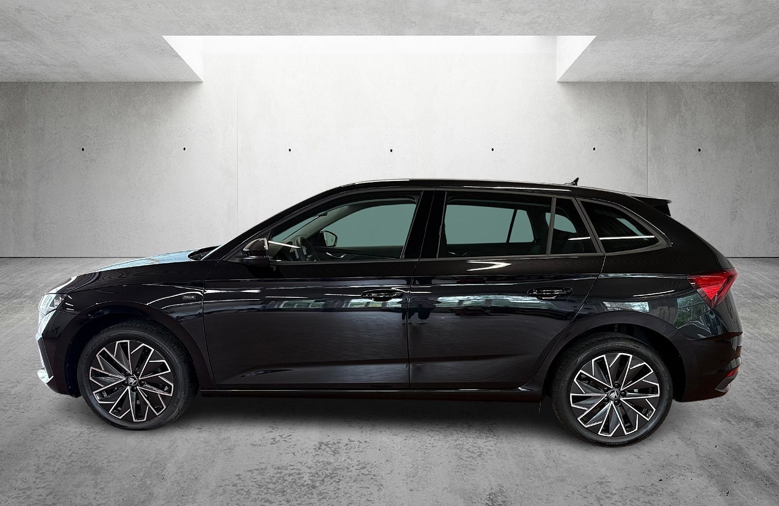 Scala Tour 1.0 TSI 85kW 2xKlima ACC AUT Kam. LED