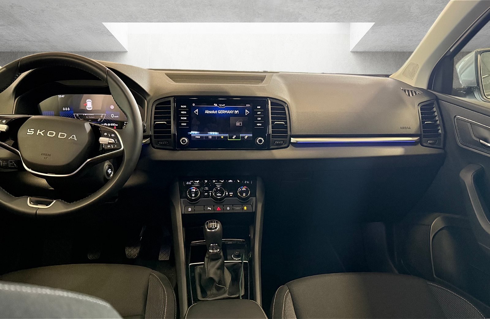 Karoq Drive Tour 1.0 TSI 85kW 2xKlima ACC AHK LM