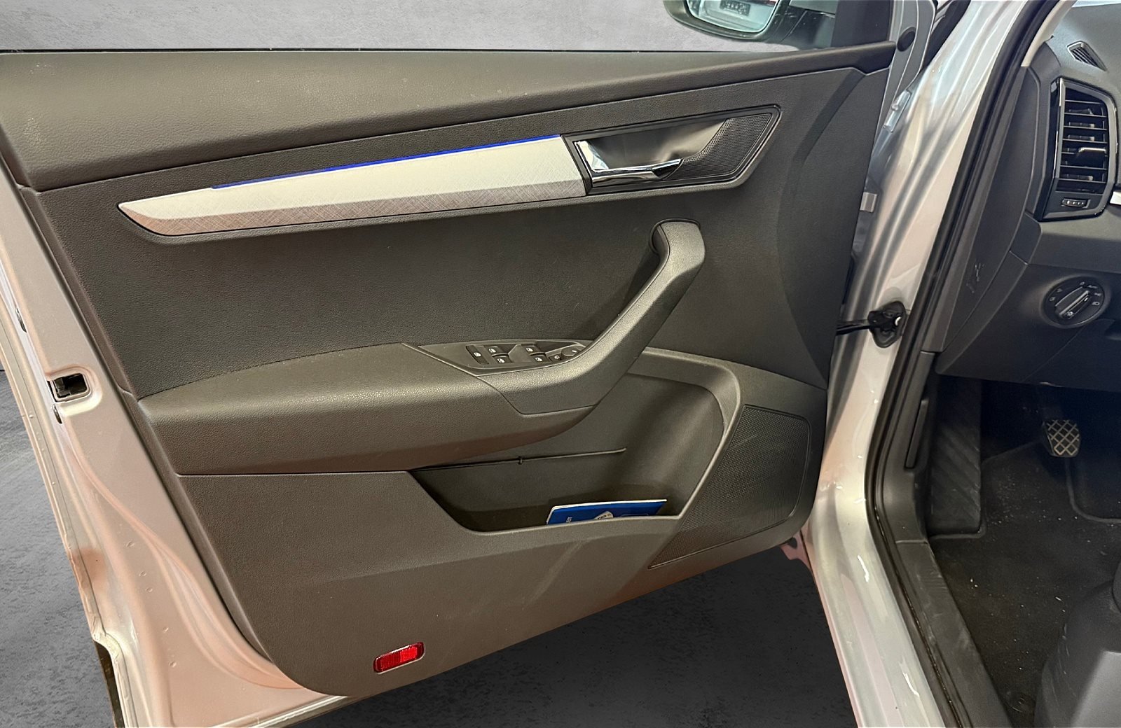 Karoq Drive Tour 1.0 TSI 85kW 2xKlima ACC AHK LM