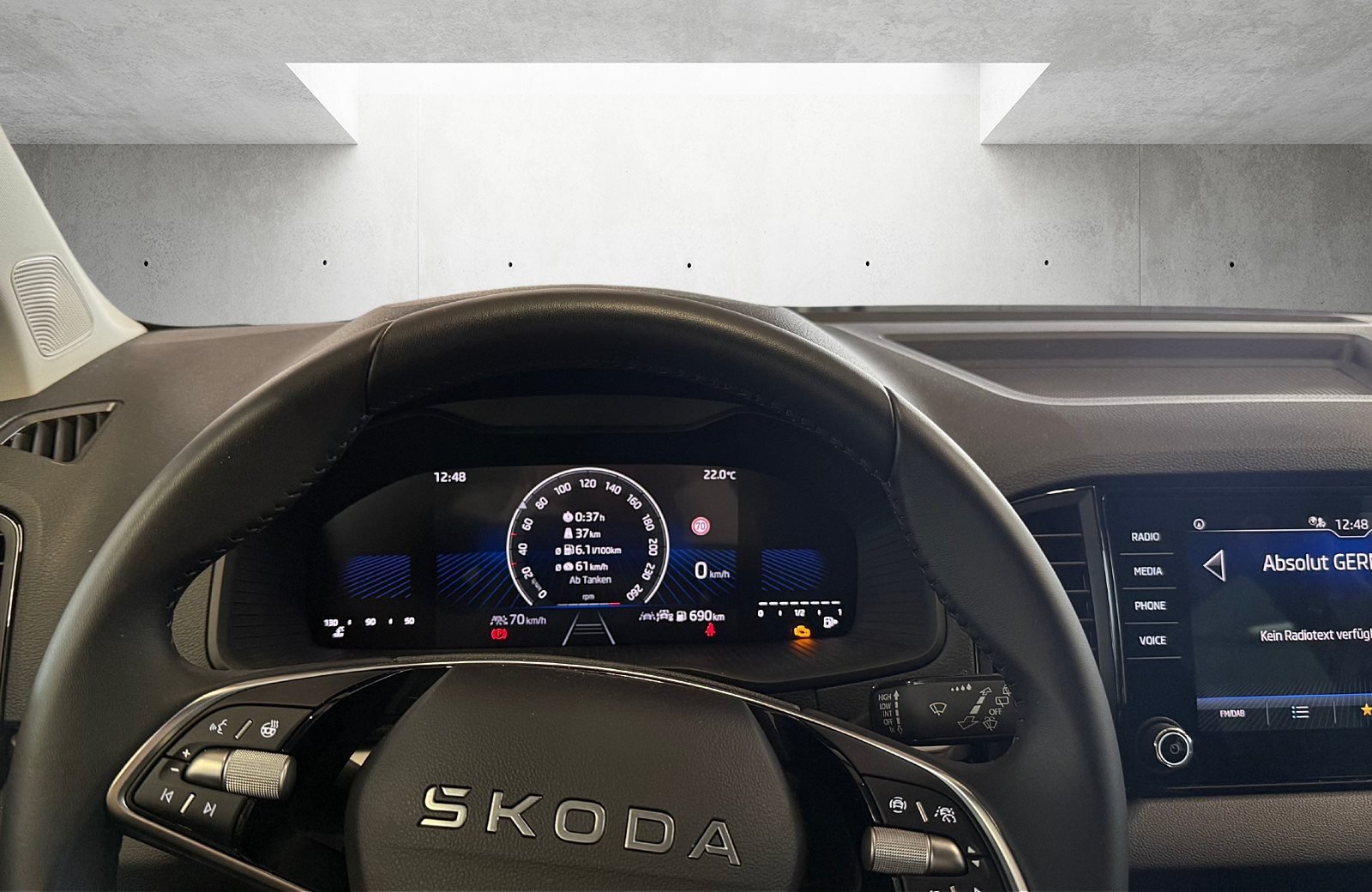 Karoq Drive Tour 1.0 TSI 85kW 2xKlima ACC AHK LM