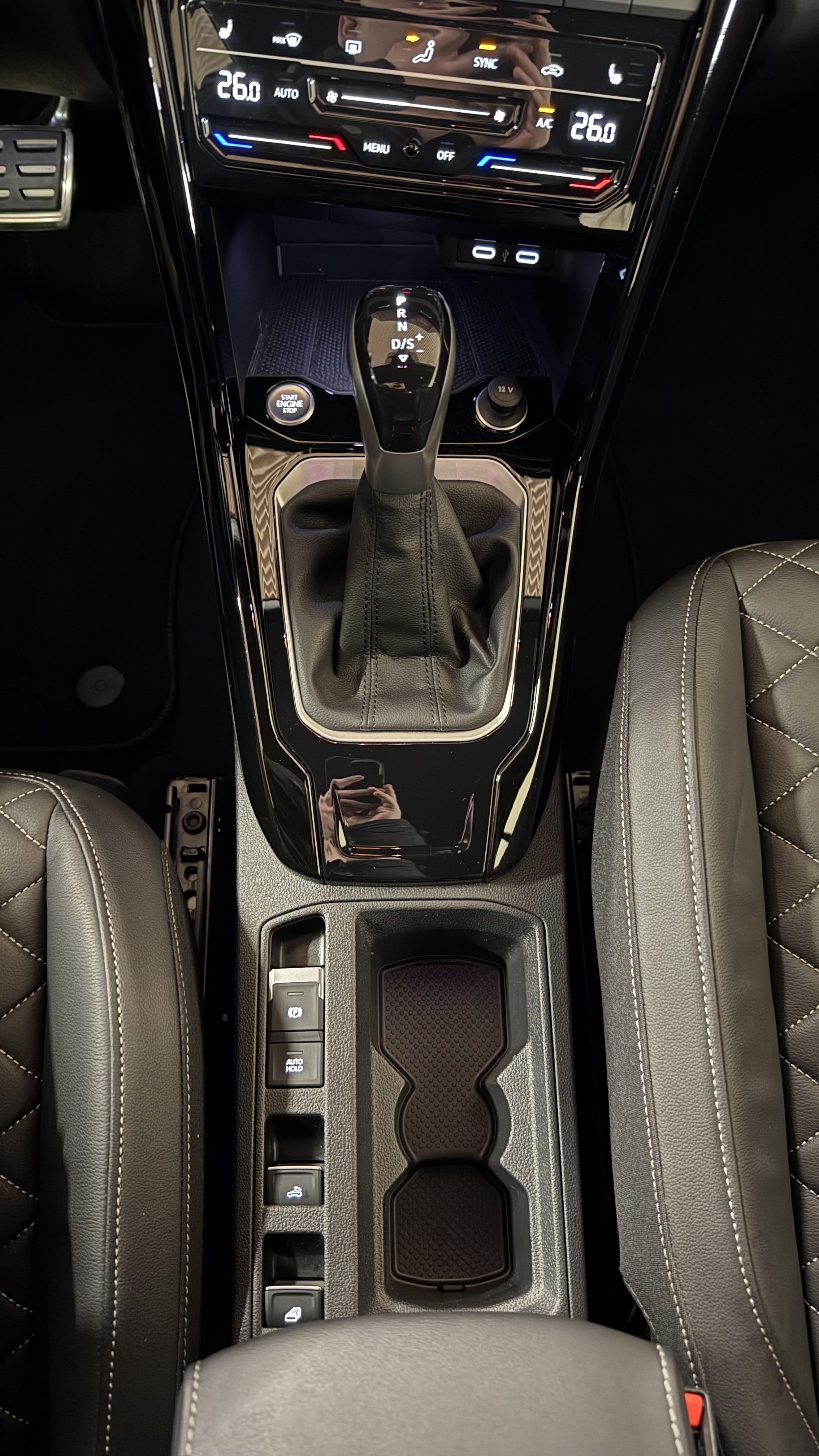 T-Roc Cabriolet 1.5 TSI R-Line DSG Black Style Matrix Navi Leder