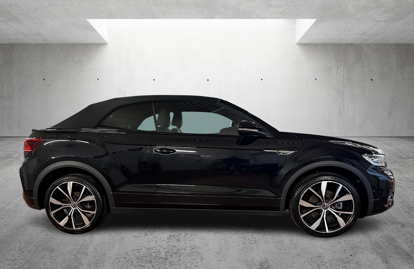 T-Roc Cabriolet 1.5 TSI R-Line DSG Black Style Matrix Navi Leder