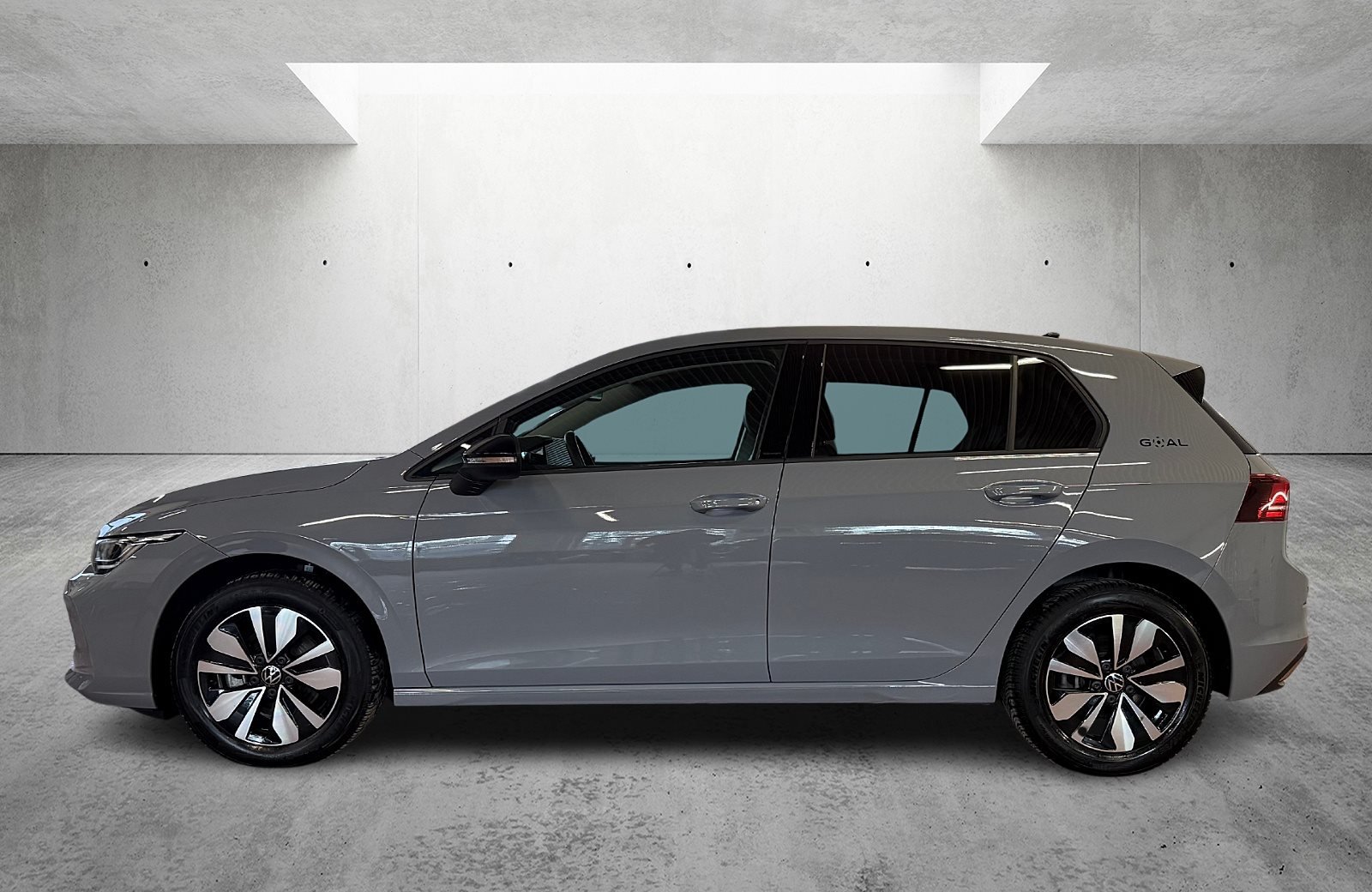 Golf VIII 1.5 eTSI Goal DSG LED Navi ACC PDC RFK