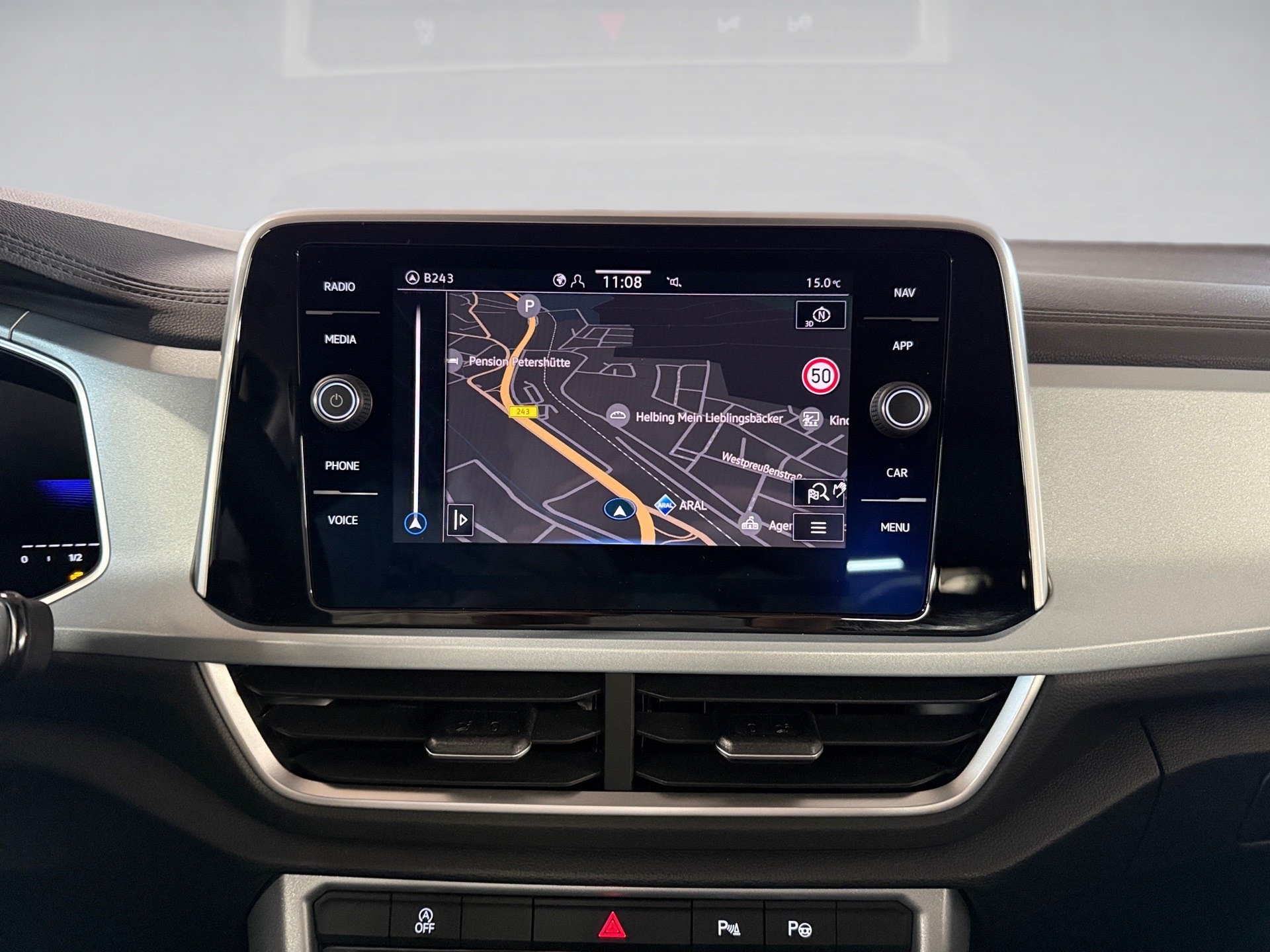 T-Roc 1.0 Goal LED Navi ACC AHK RFK 2xKlima ACC