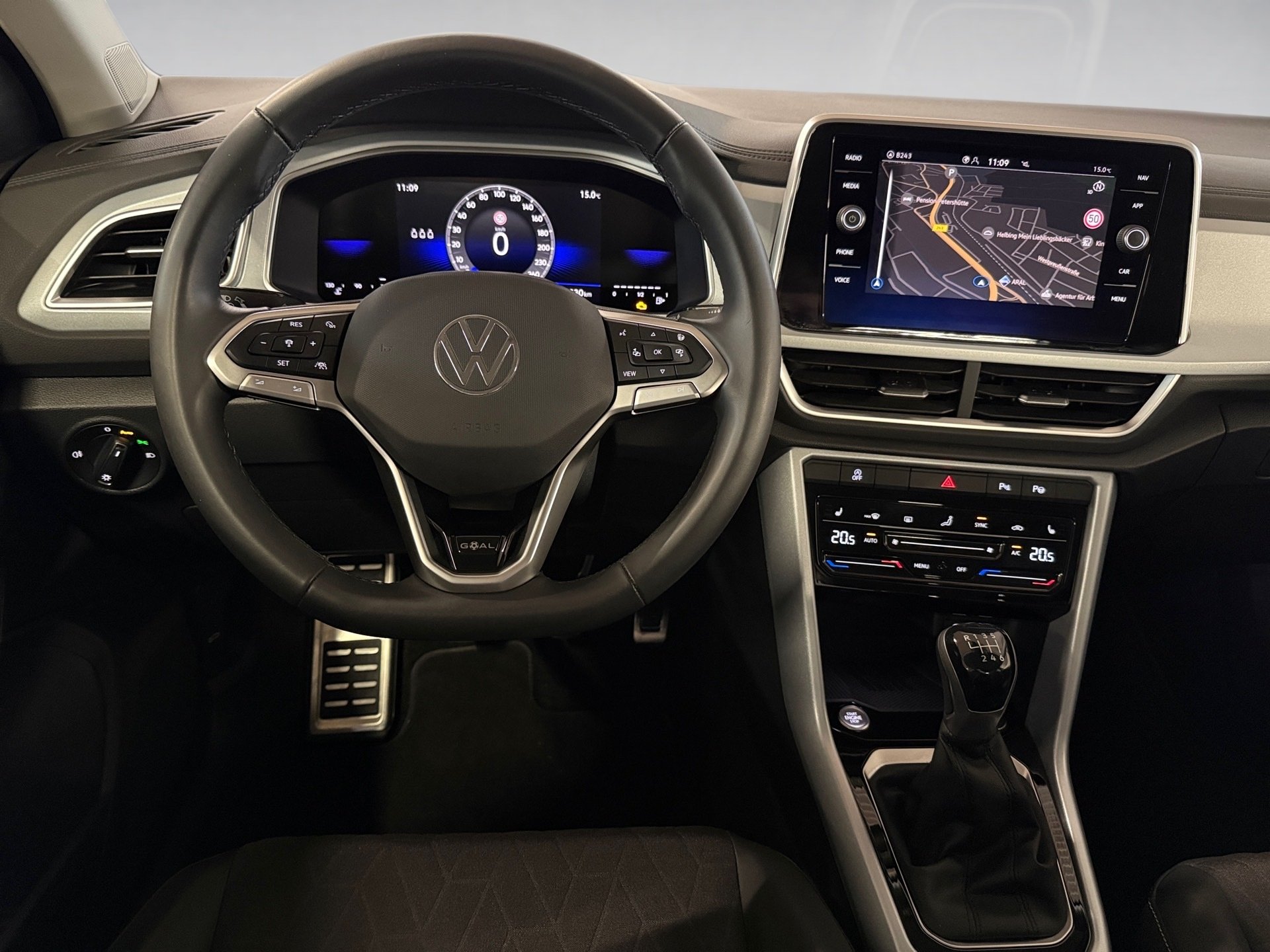 T-Roc 1.0 Goal LED Navi ACC AHK RFK 2xKlima ACC