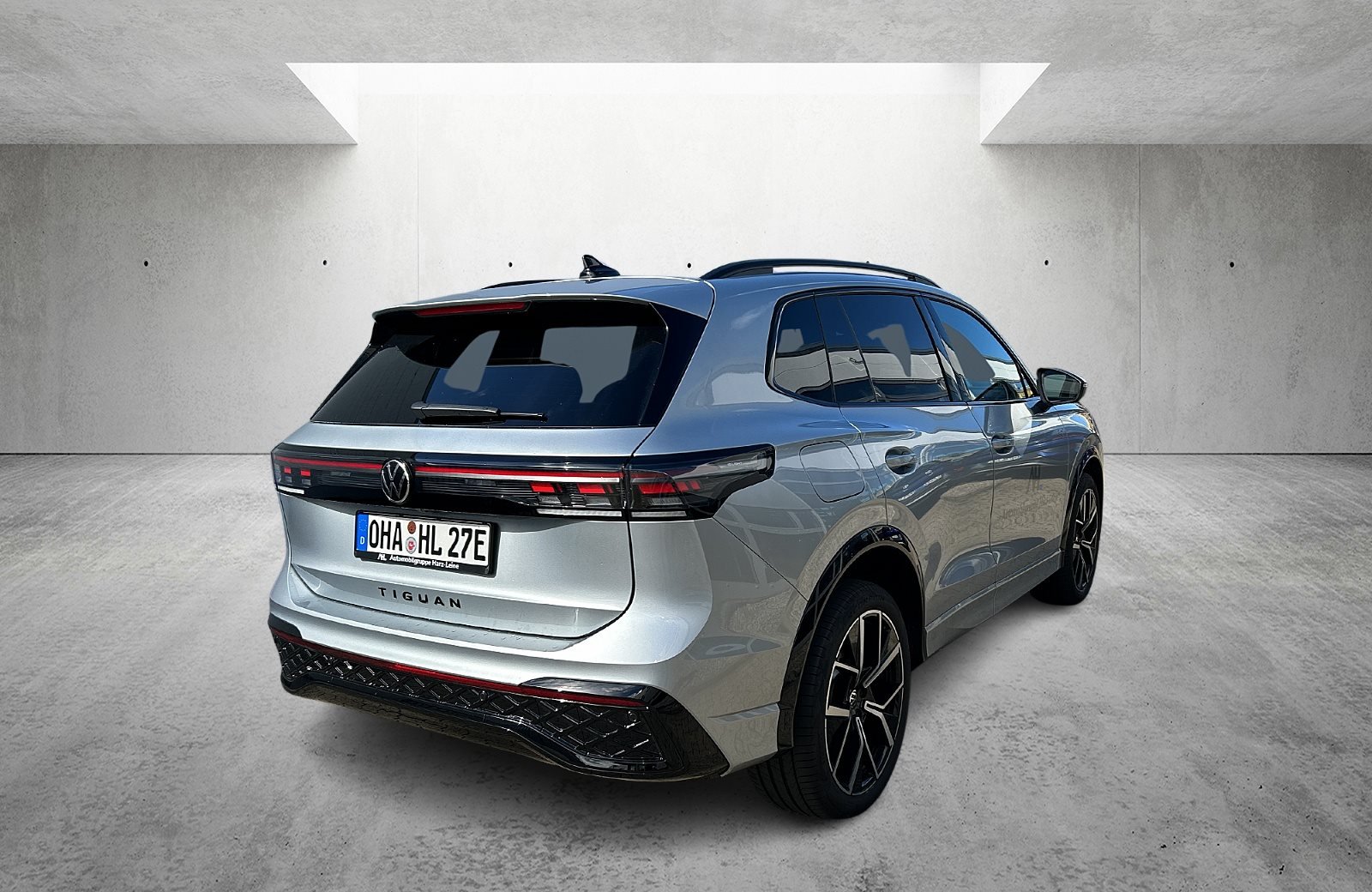 Tiguan R-Line 1.5 eHybrid 360 4xSHZ ACC AHK AUT