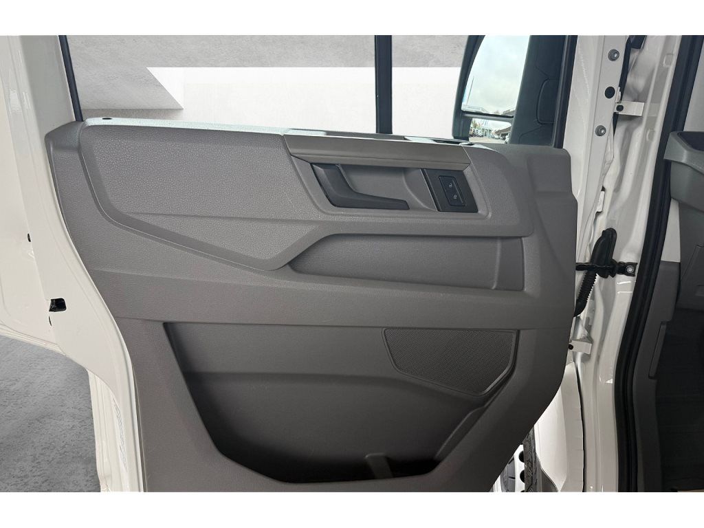 Crafter 30 Kasten 2.0 TDI MR AHK PDC Bluetooth