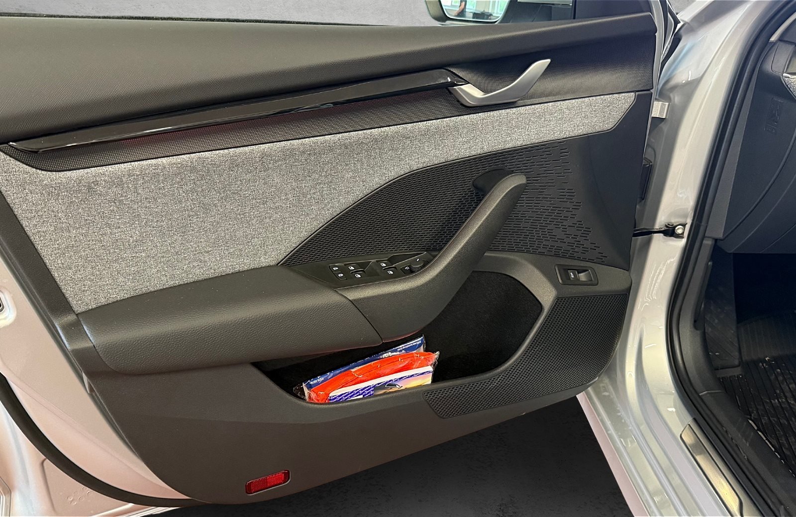 Octavia Combi 2.0 TDI 110kW DSG 4xSHZ ACC AUT LM