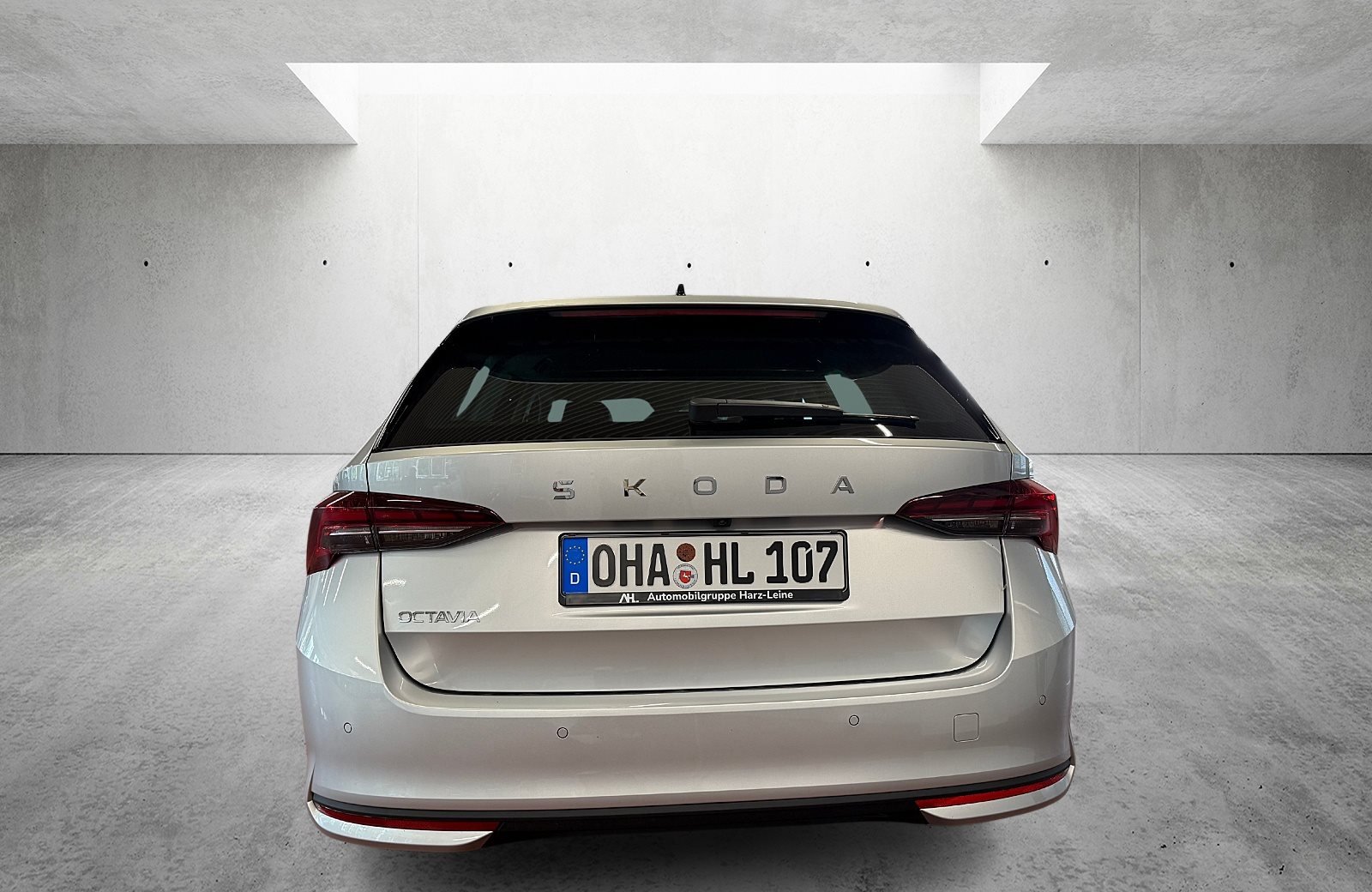 Octavia Combi 2.0 TDI 110kW DSG 4xSHZ ACC AUT LM