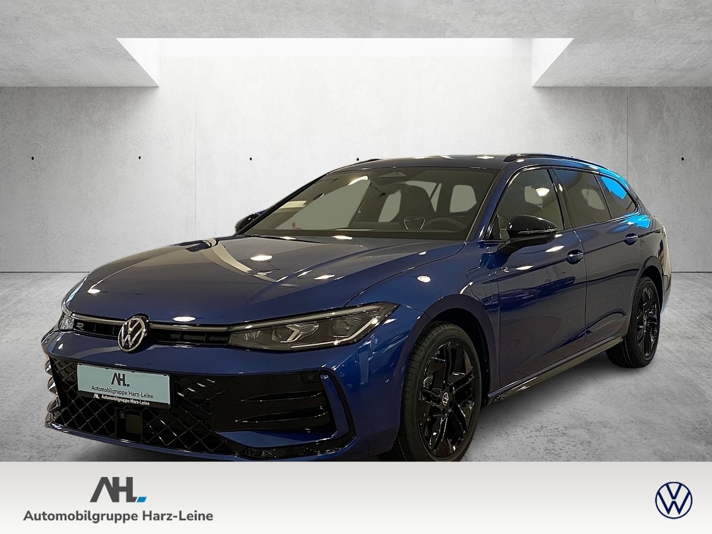 Passat R-Line 1.5 eHybrid ACC AHK AUT KeyLess