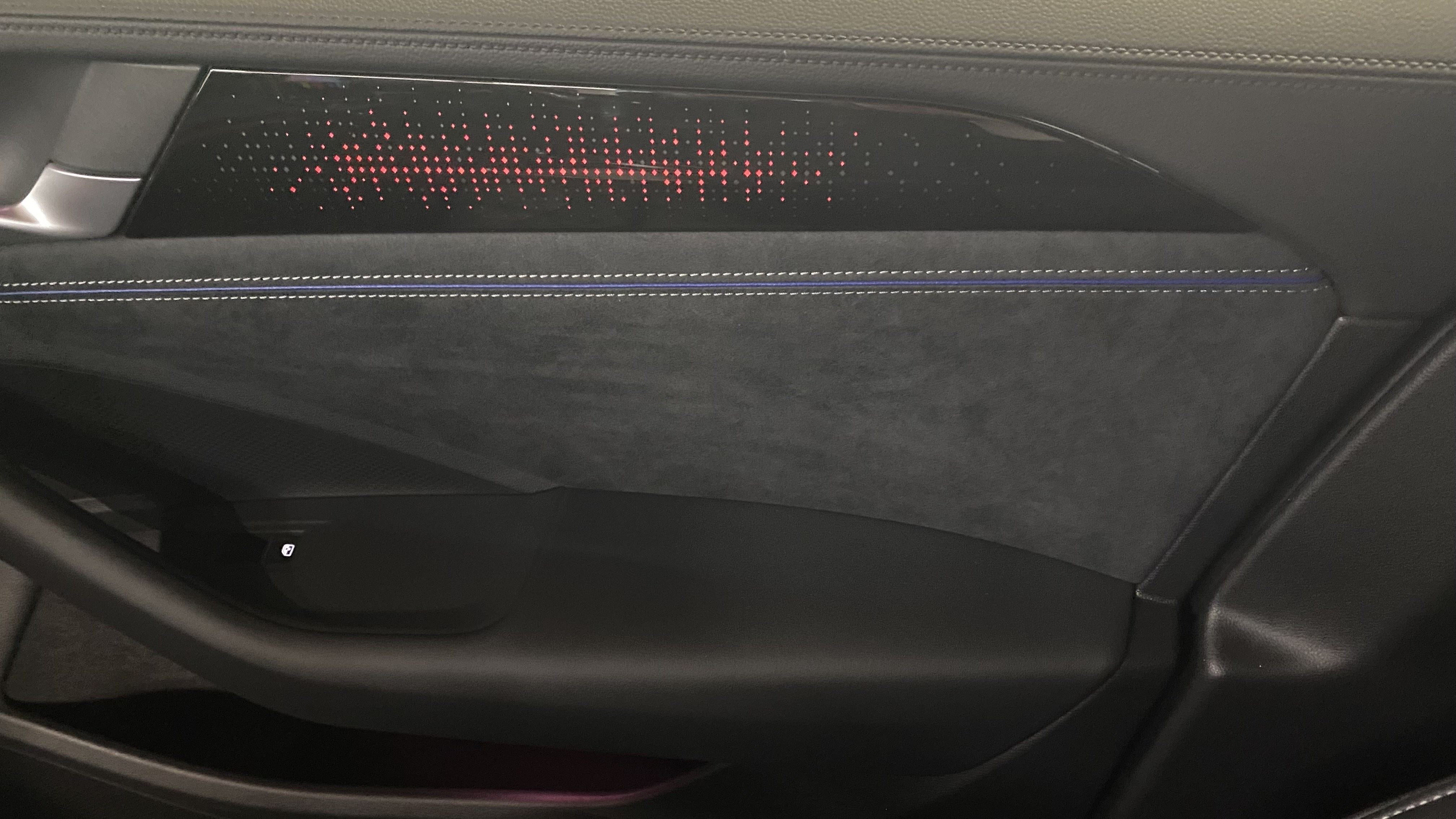 Passat R-Line 1.5 eHybrid ACC AHK AUT KeyLess