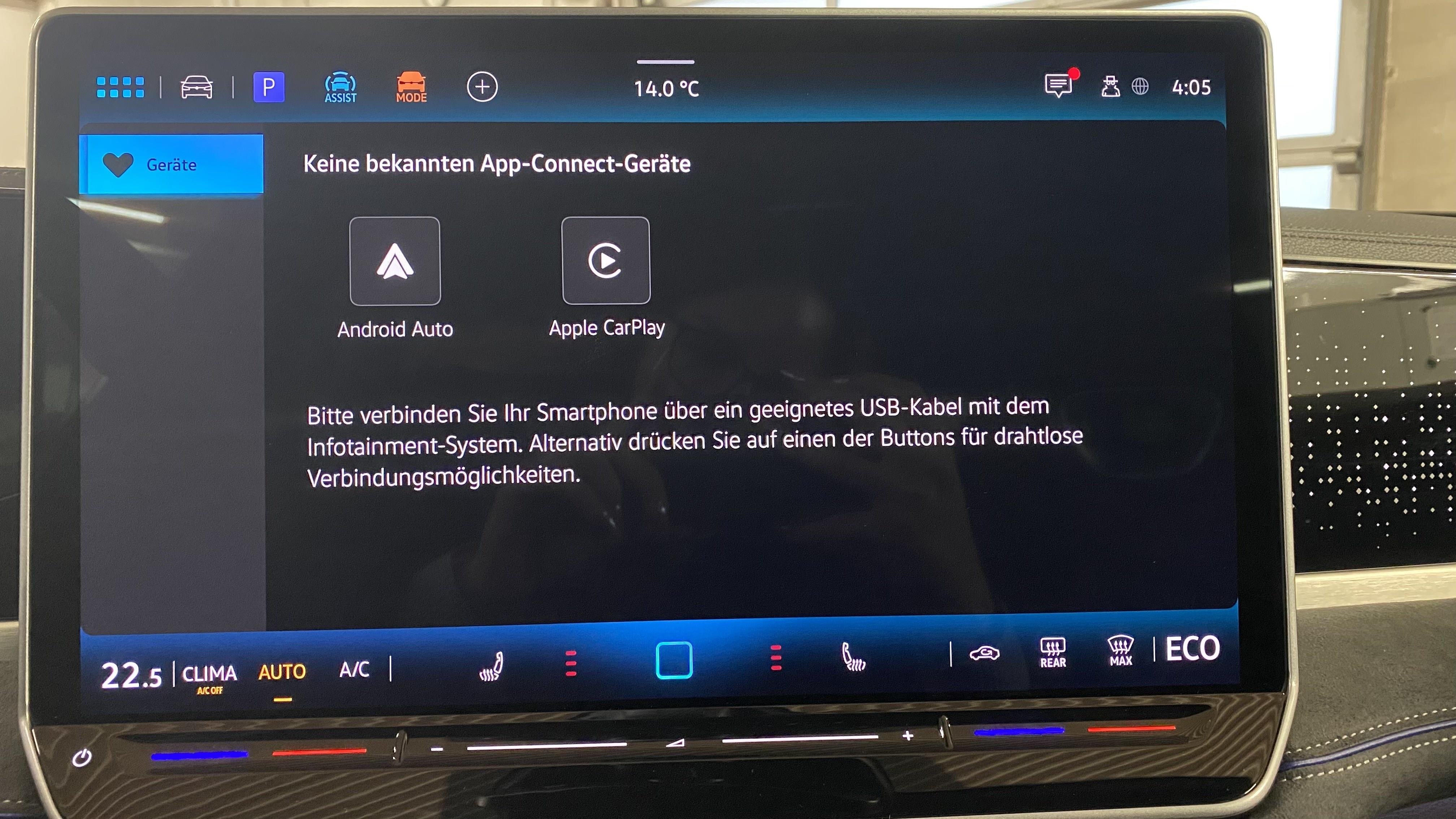 Passat R-Line 1.5 eHybrid ACC AHK AUT KeyLess