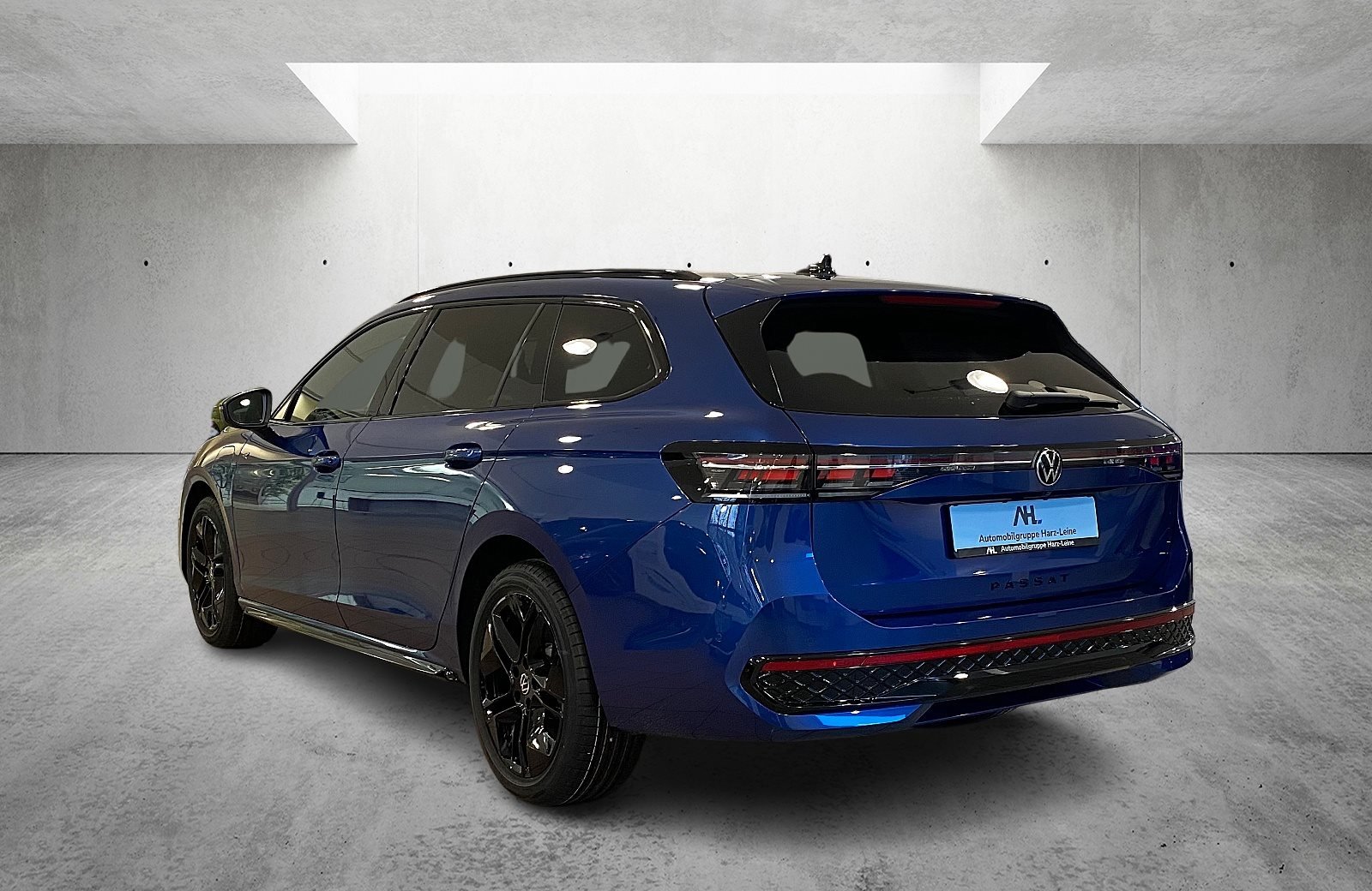 Passat R-Line 1.5 eHybrid ACC AHK AUT KeyLess