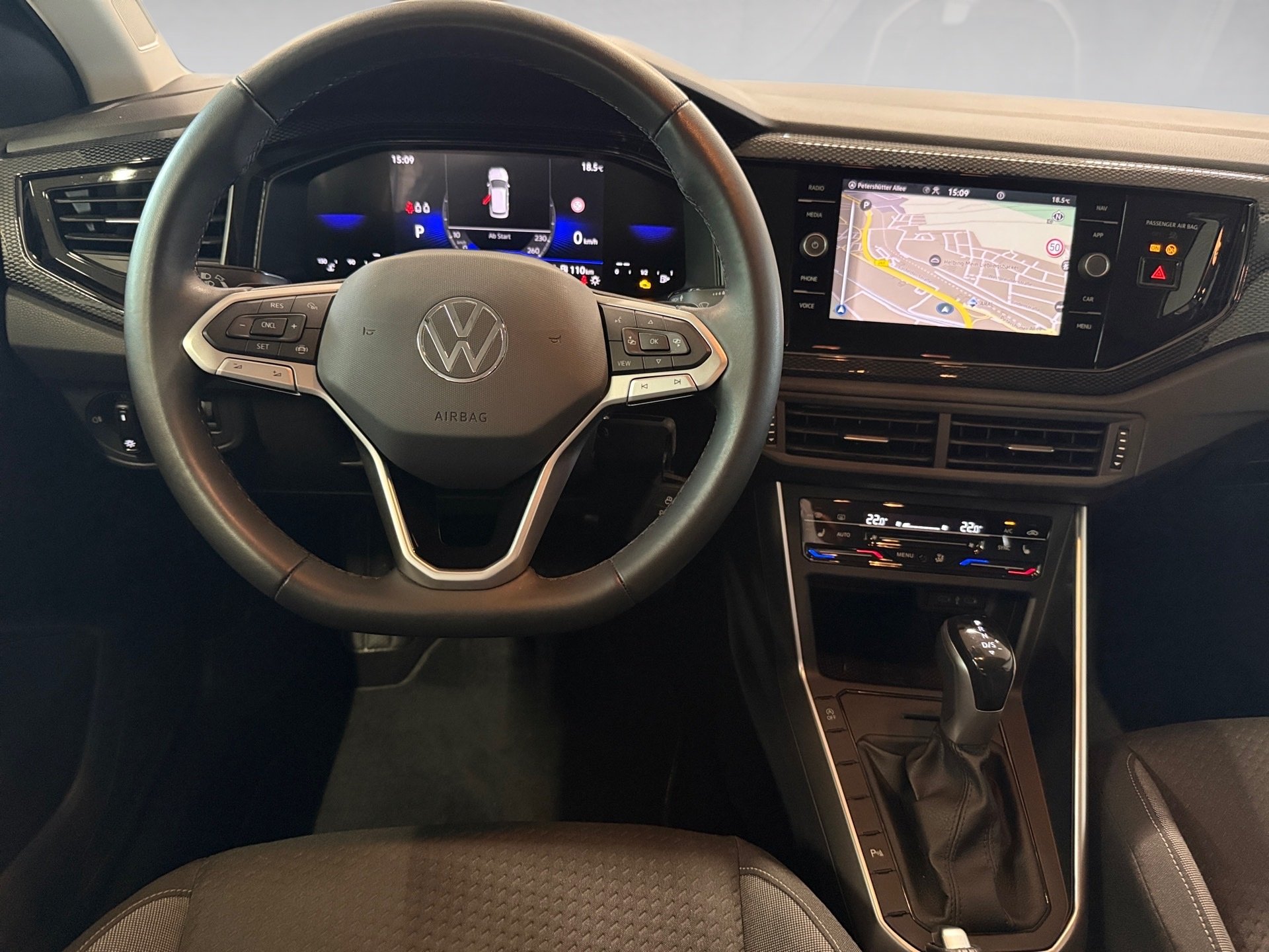 Polo 1.0 TSI Life DSG LED Navi PDC RFK SHZ AUT