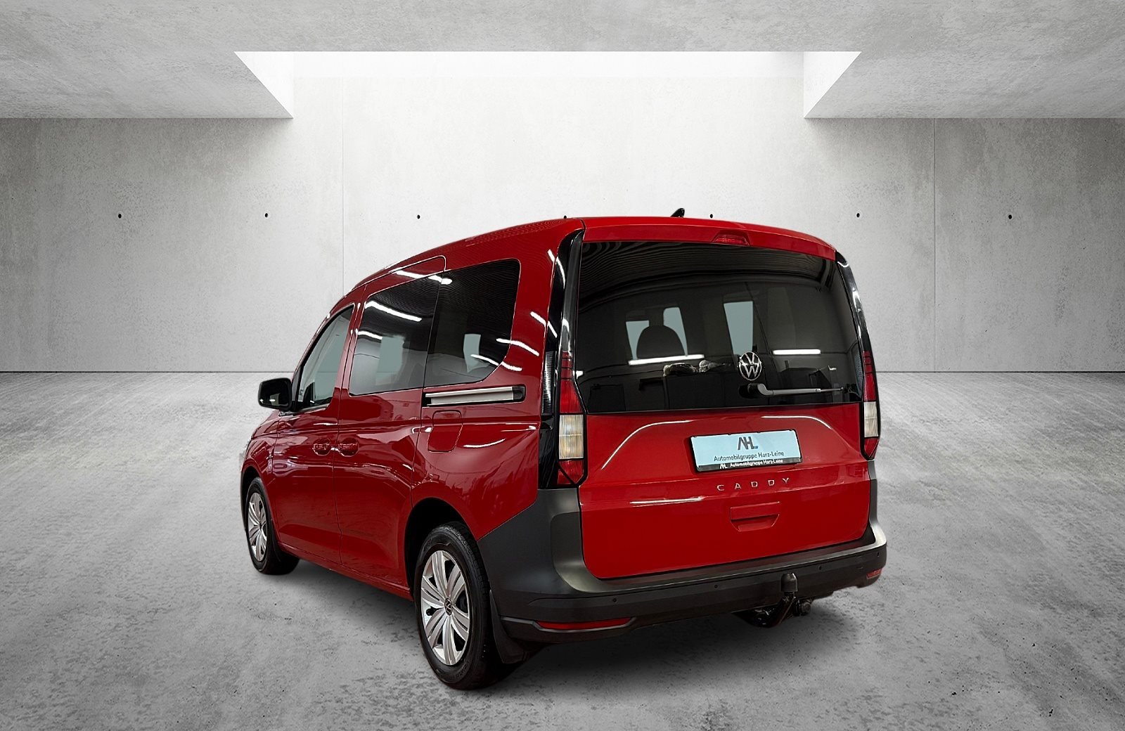 Caddy 2.0 TDI DSG LED Navi AHK Standhzg. 2xKlima