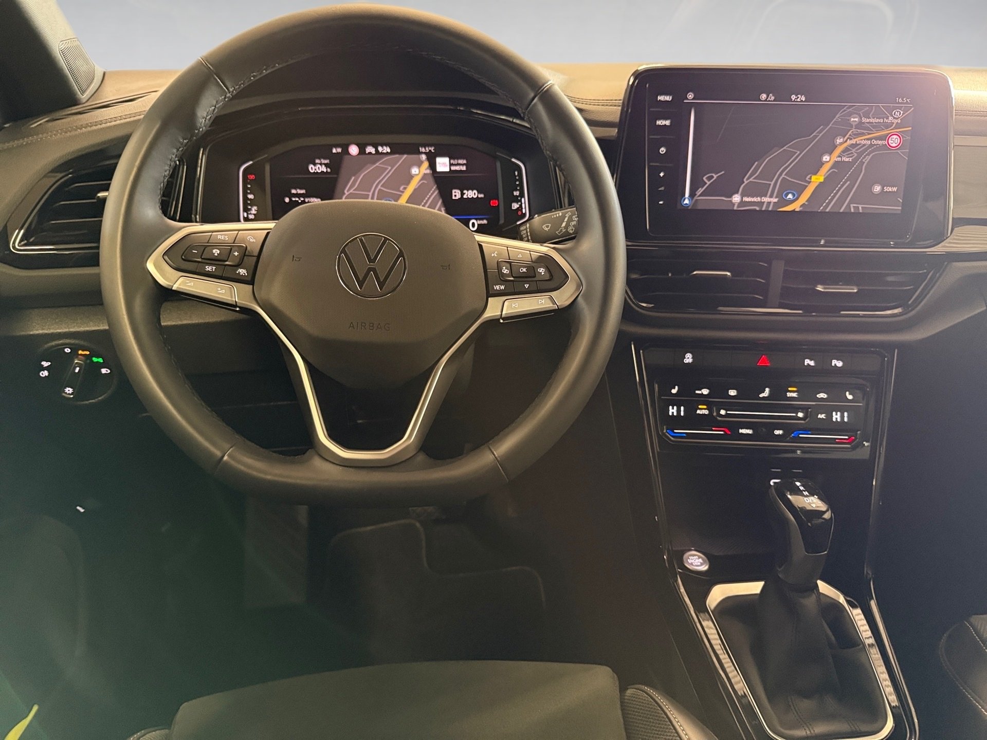 T-Roc Style 2.0 TDI 2xKlima ACC AHK AUT Kam. LED