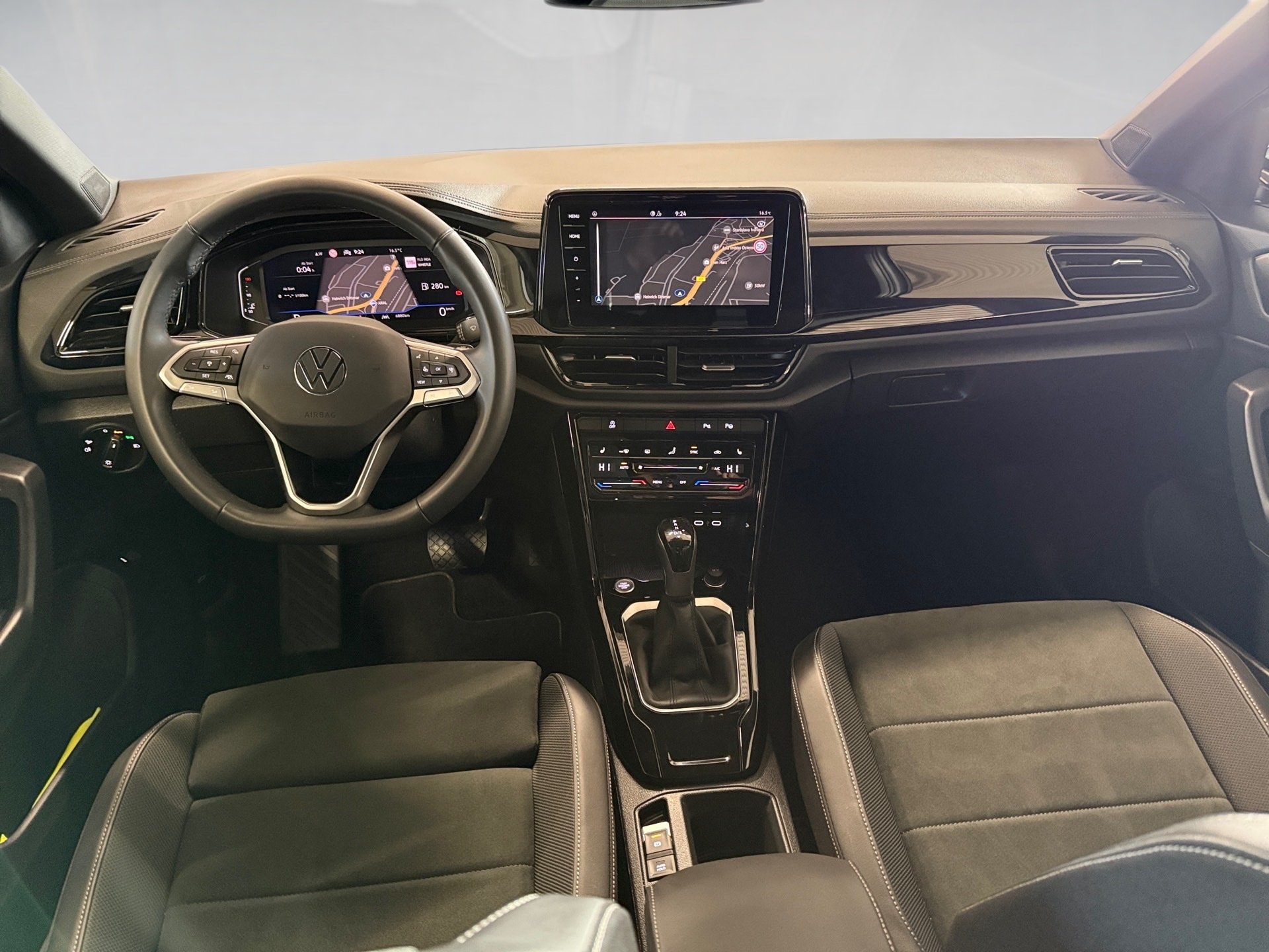 T-Roc Style 2.0 TDI 2xKlima ACC AHK AUT Kam. LED