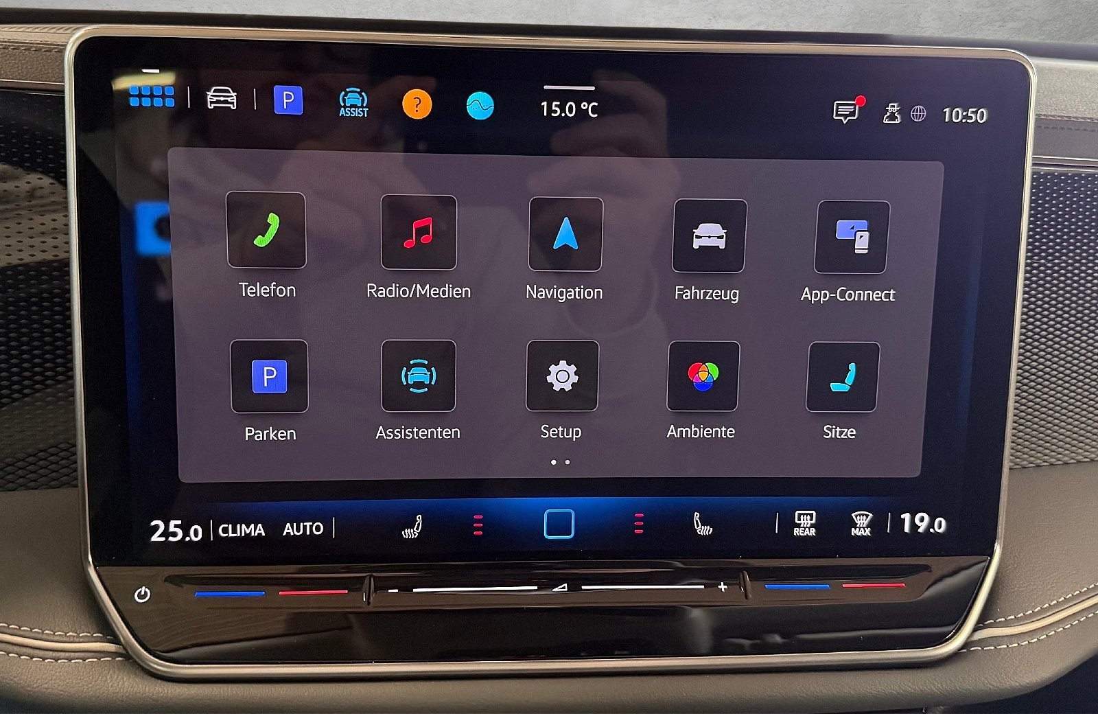 Passat Variant 2.0 TDI Business DSG LED Navi ACC RFK Massage AreaView