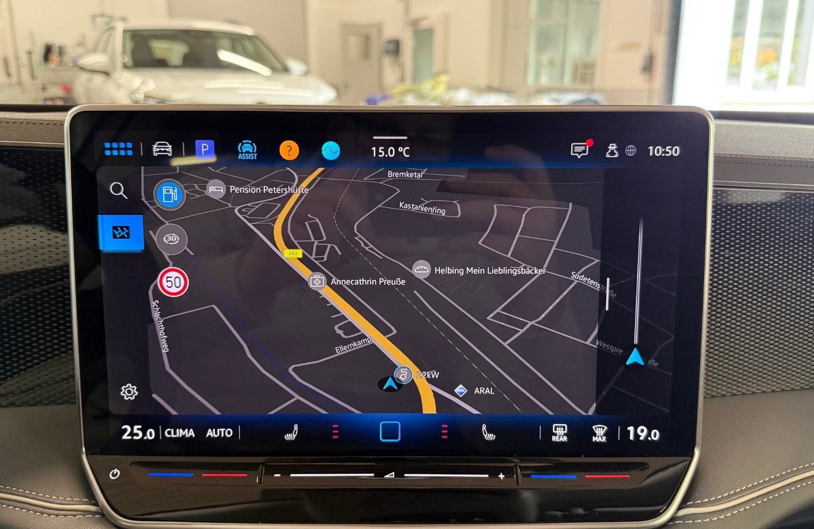 Passat Variant 2.0 TDI Business DSG LED Navi ACC RFK Massage AreaView