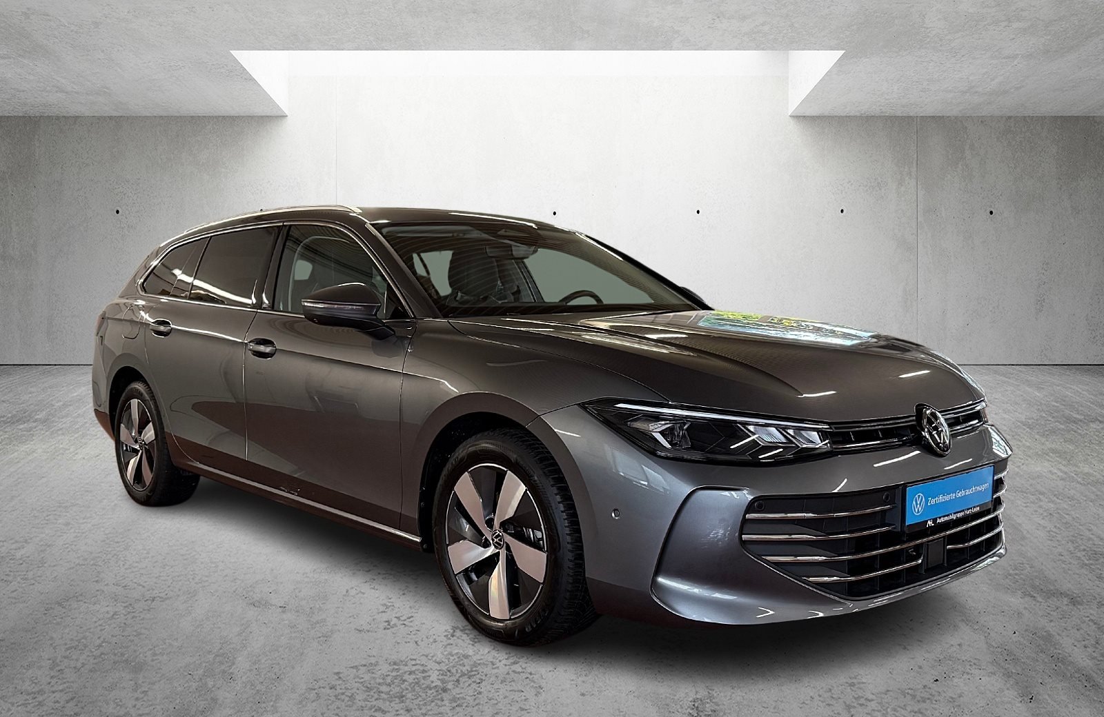 Passat Variant 2.0 TDI Business DSG LED Navi ACC RFK Massage AreaView