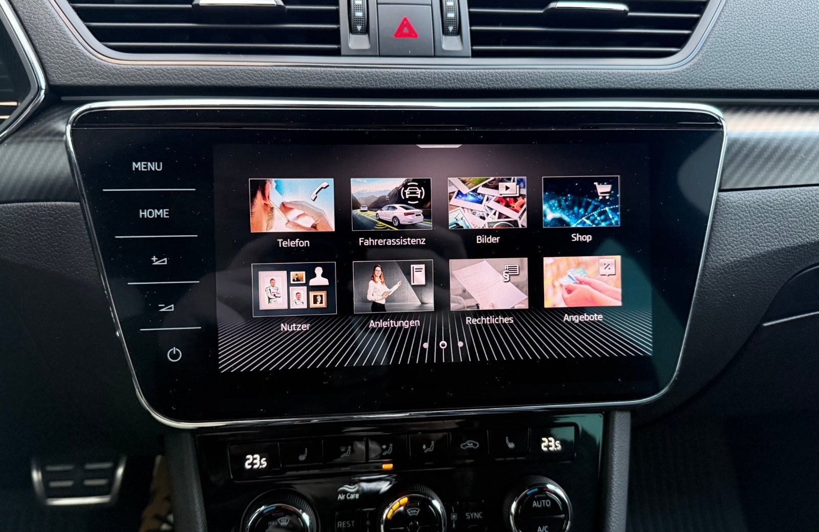 Superb Combi 2.0 TDI Sportline 4x4 DSG LED Navi ACC RFK