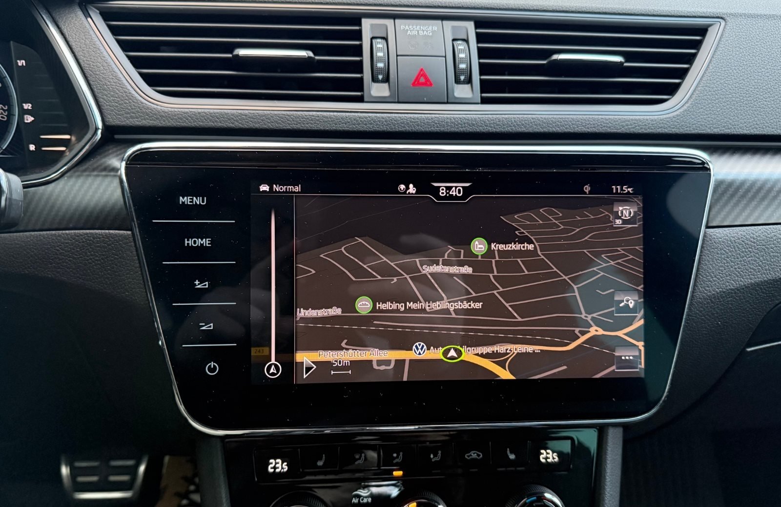 Superb Combi 2.0 TDI Sportline 4x4 DSG LED Navi ACC RFK