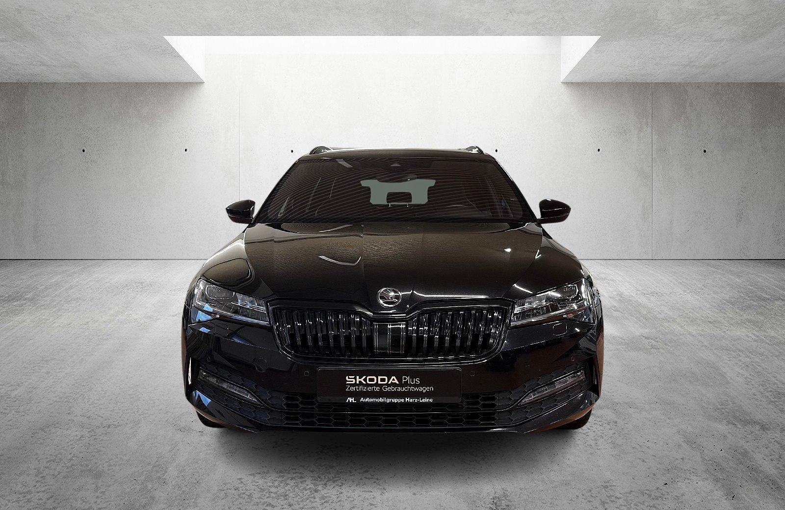 Superb Combi 2.0 TDI Sportline 4x4 DSG LED Navi ACC RFK