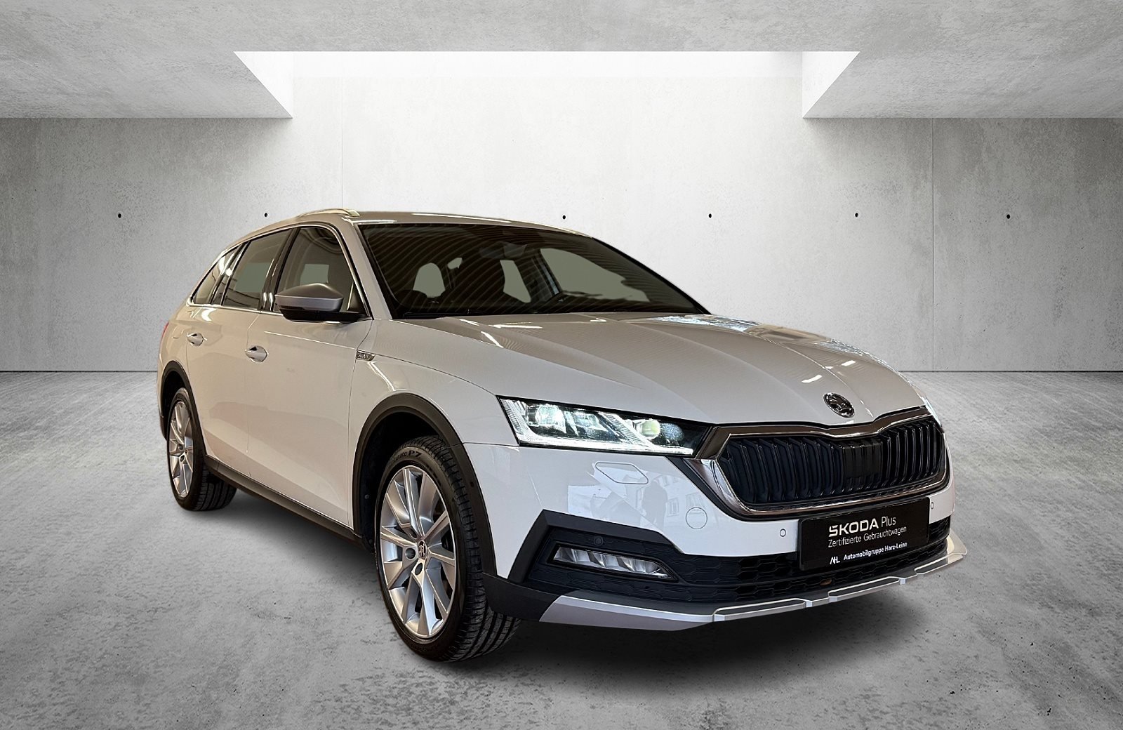 Octavia Combi 2.0 TDI Scout 4x4 DSG LED Navi ACC Standhzg.