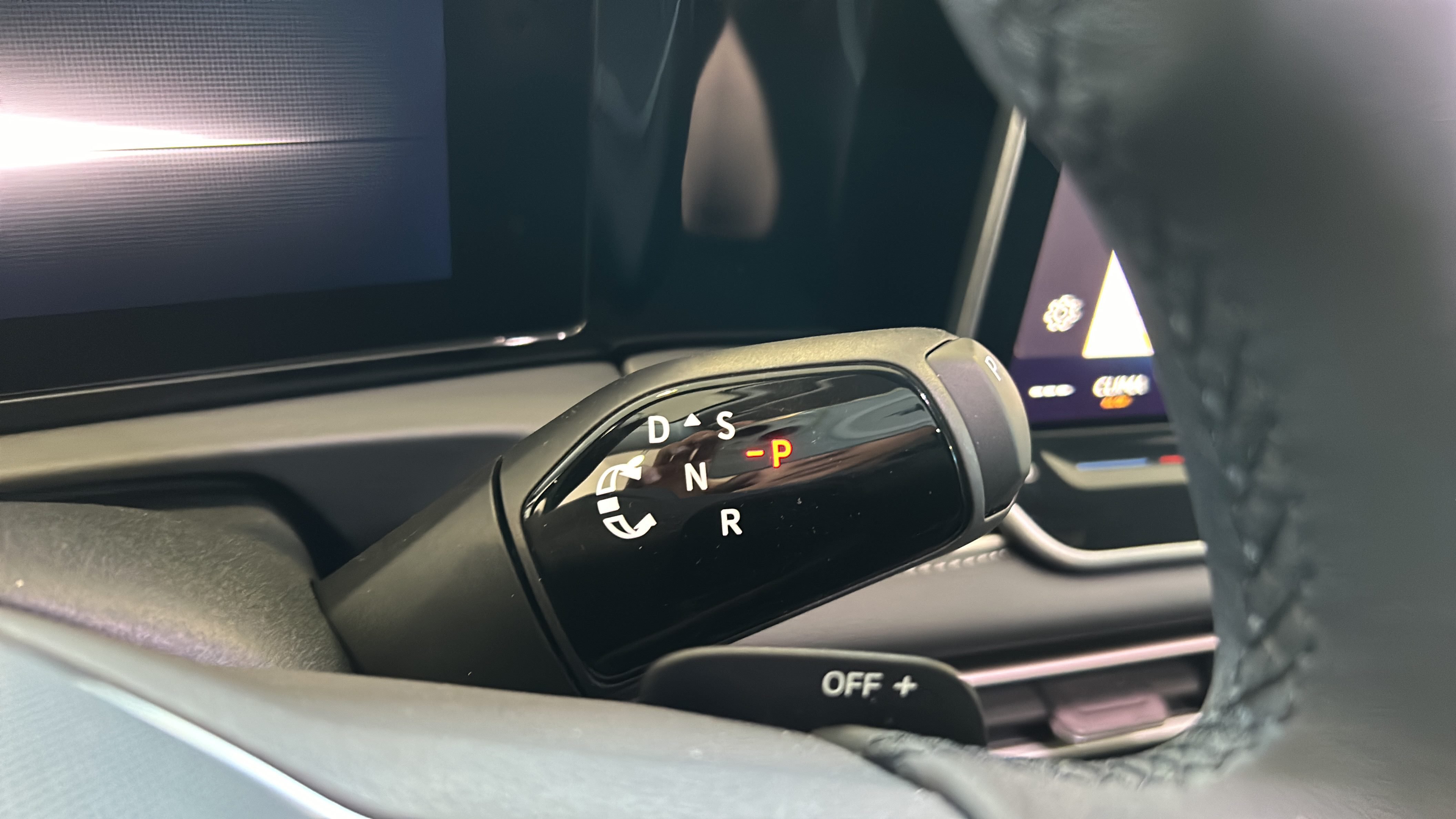 Tiguan Elegance 2.0 TDI 360 ACC AHK AUT Alcant.