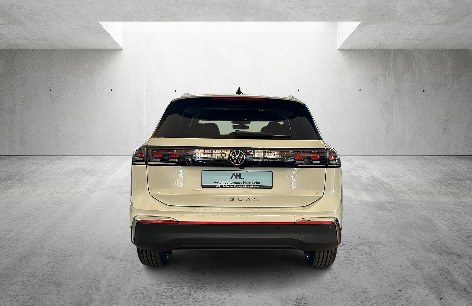 Tiguan Elegance 2.0 TDI 360 ACC AHK AUT Alcant.