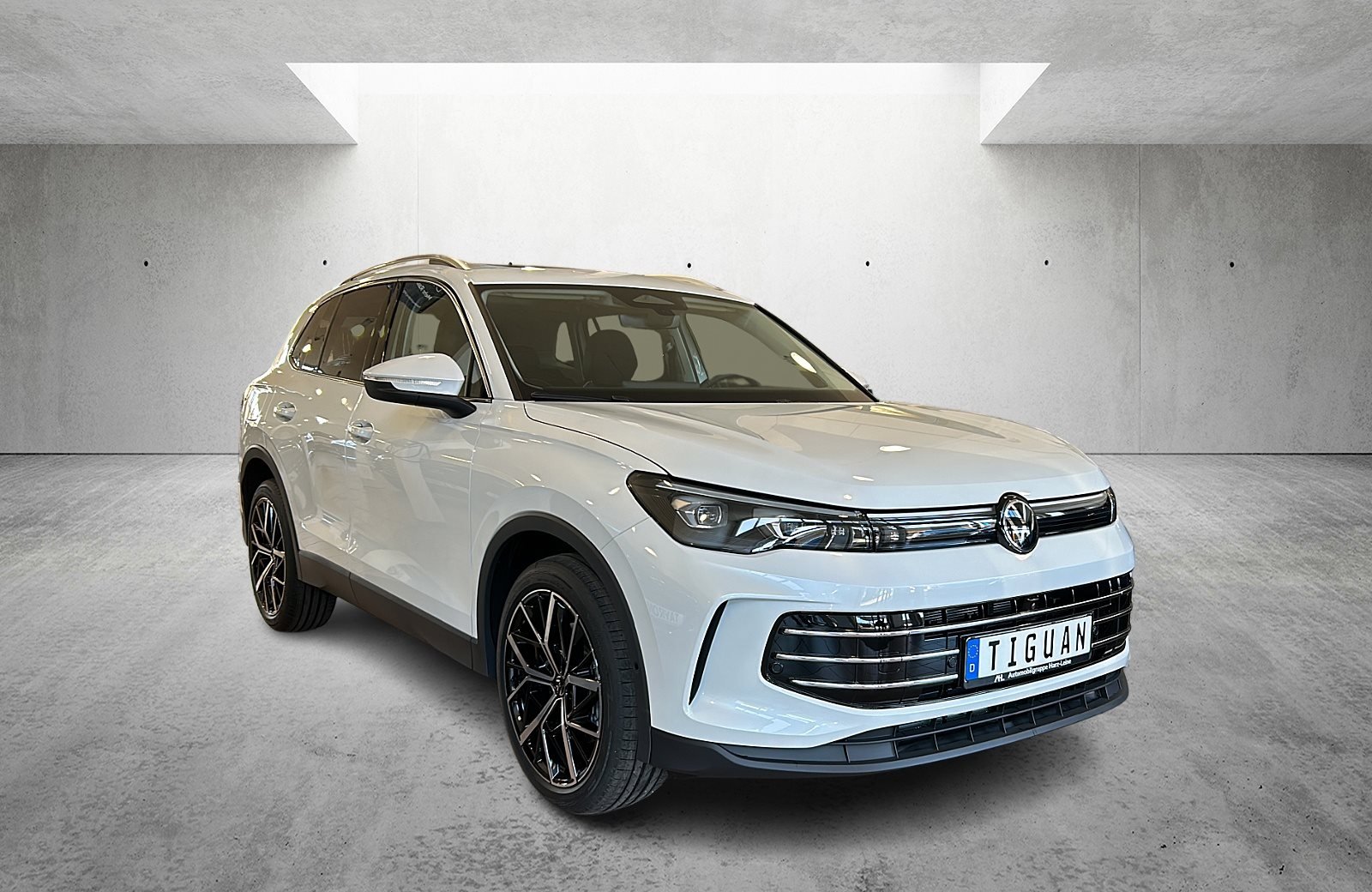 Tiguan Elegance 2.0 TDI 360 ACC AHK AUT Alcant.