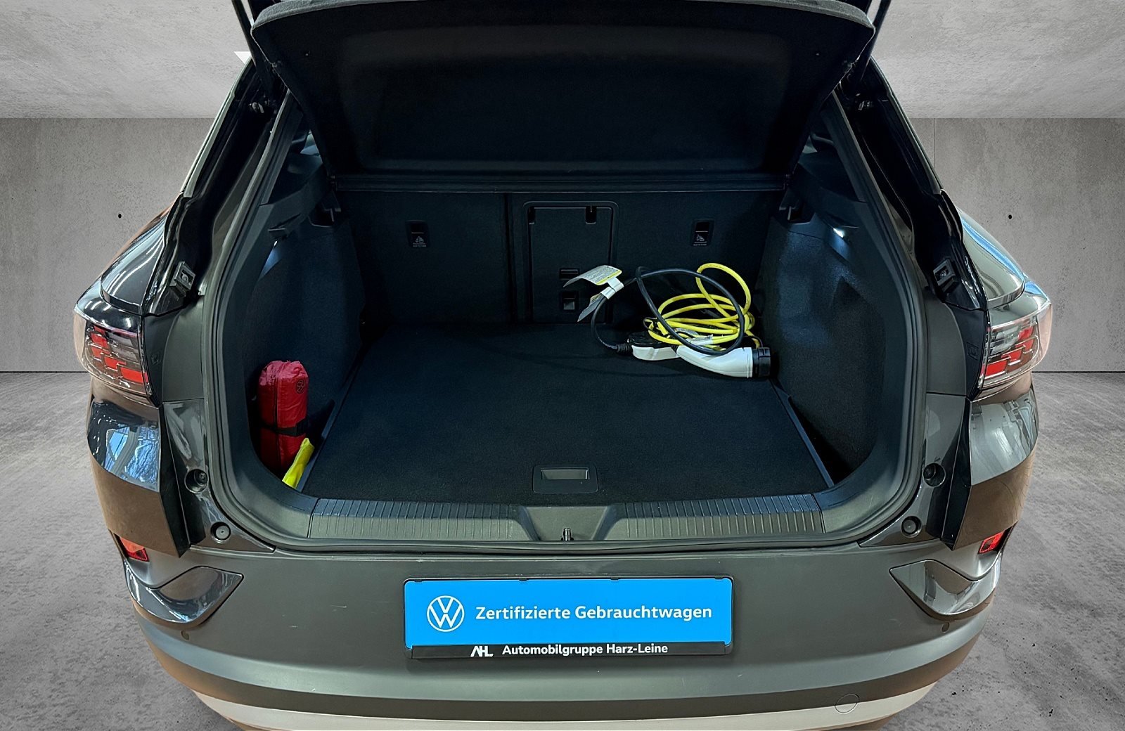 ID.4 Pro Performance Family Matrix Navi ACC Pano Wärmepumpe