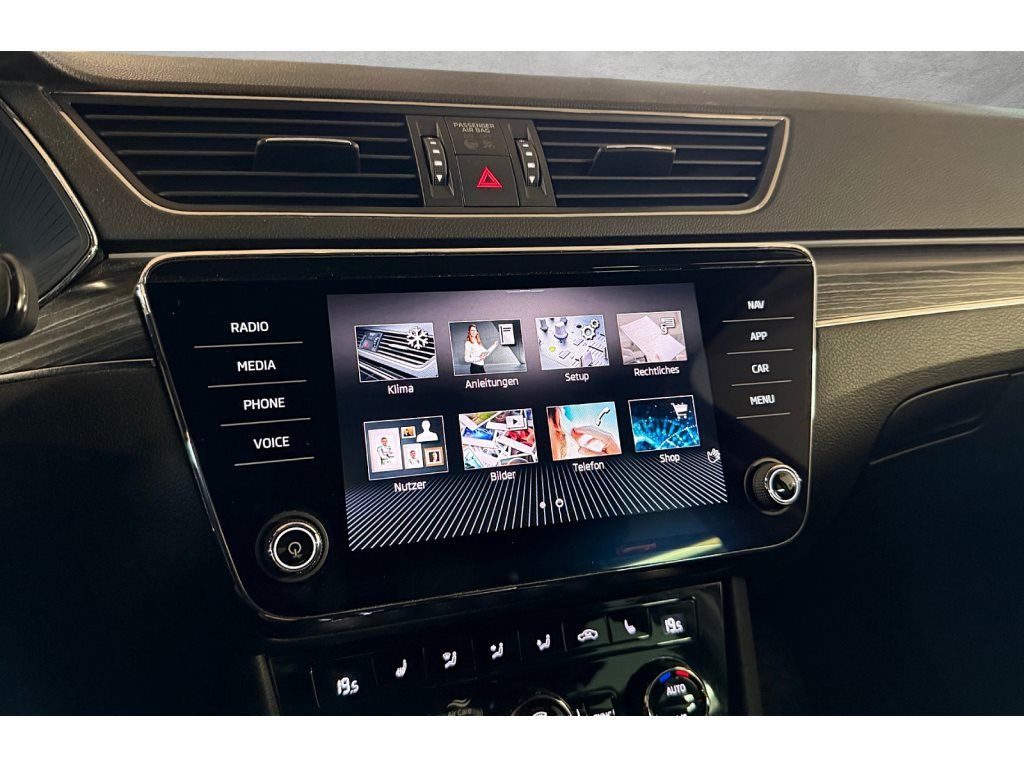 Superb Combi 1.4 TSI iV Style DSG LED Navi ACC RFK