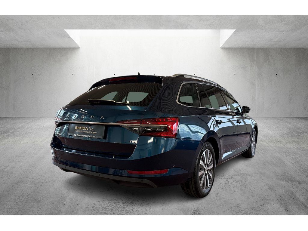 Superb Combi 1.4 TSI iV Style DSG LED Navi ACC RFK