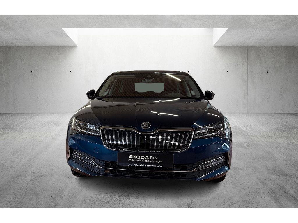 Superb Combi 1.4 TSI iV Style DSG LED Navi ACC RFK