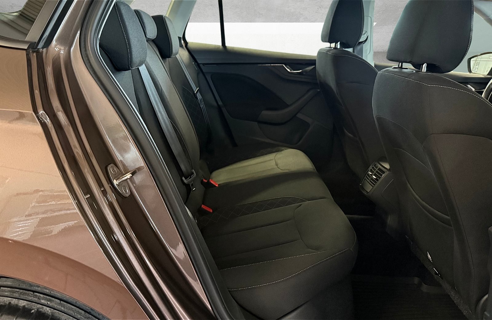 Kamiq 1.0 TSI Ambition DSG LED Navi ACC AHK ACC