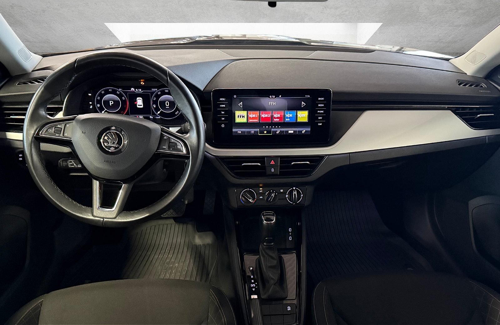 Kamiq 1.0 TSI Ambition DSG LED Navi ACC AHK ACC